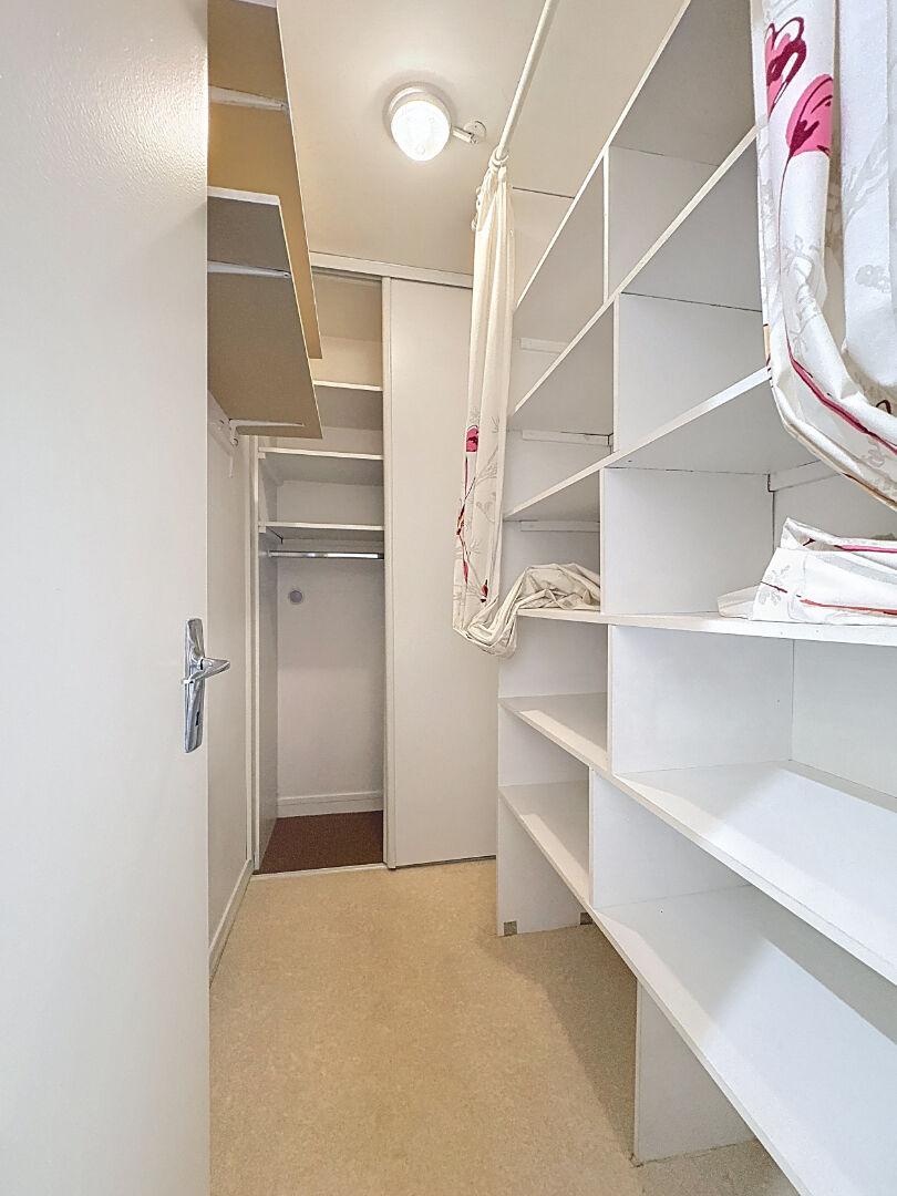 CHARTRES - 3 pièces avec balcon et parking - chauffage + eau inclus