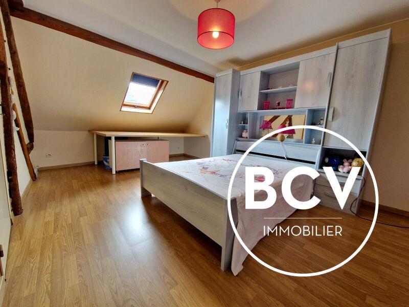 LONGERE 3 CHAMBRES DE 146 M²