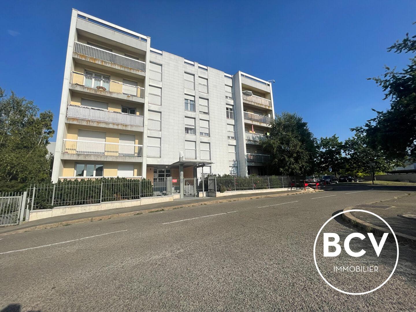 CHARTRES - Appartement meublé de 93 m² avec 3 chambres