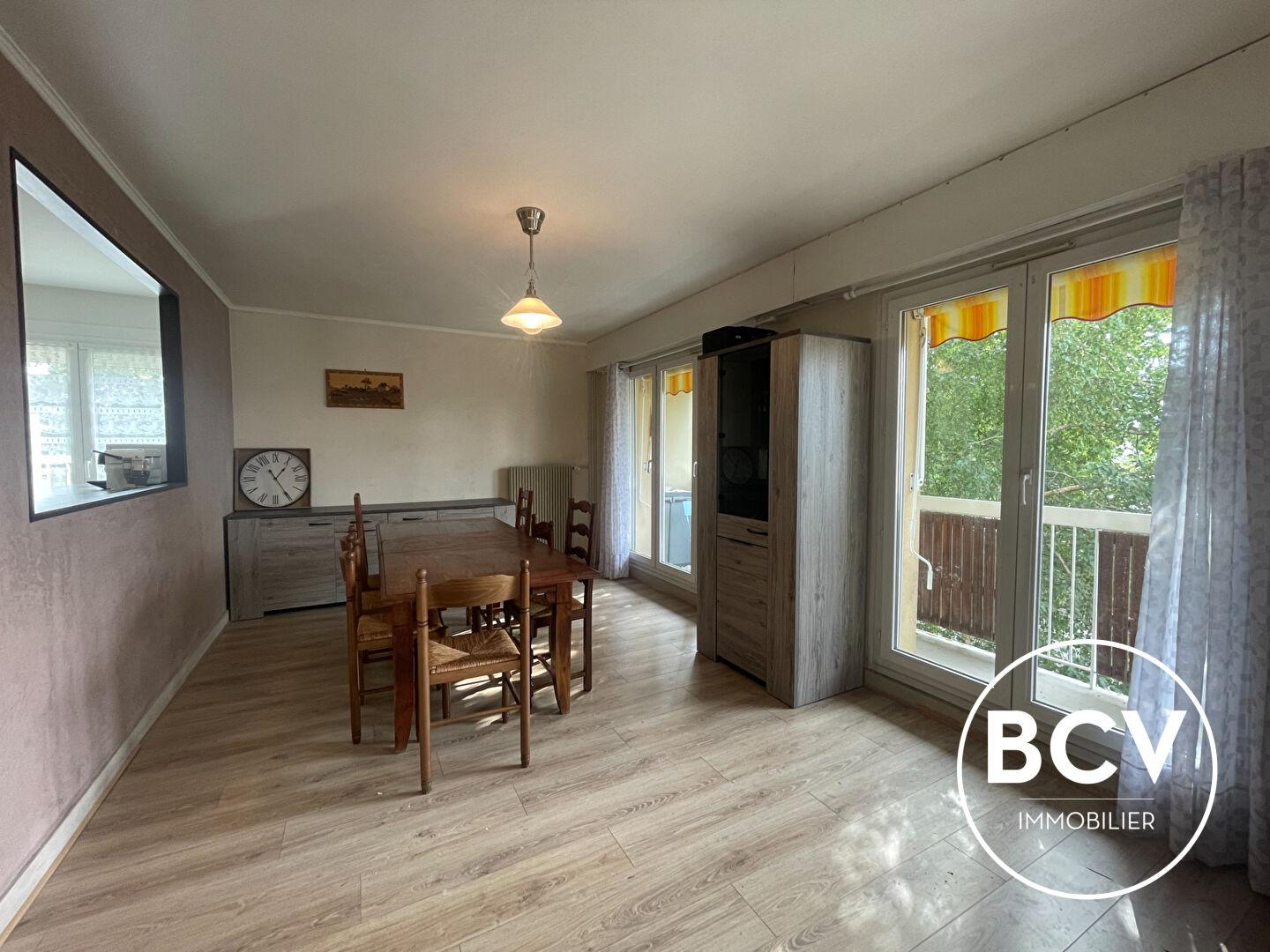 CHARTRES - Appartement meublé de 93 m² avec 3 chambres