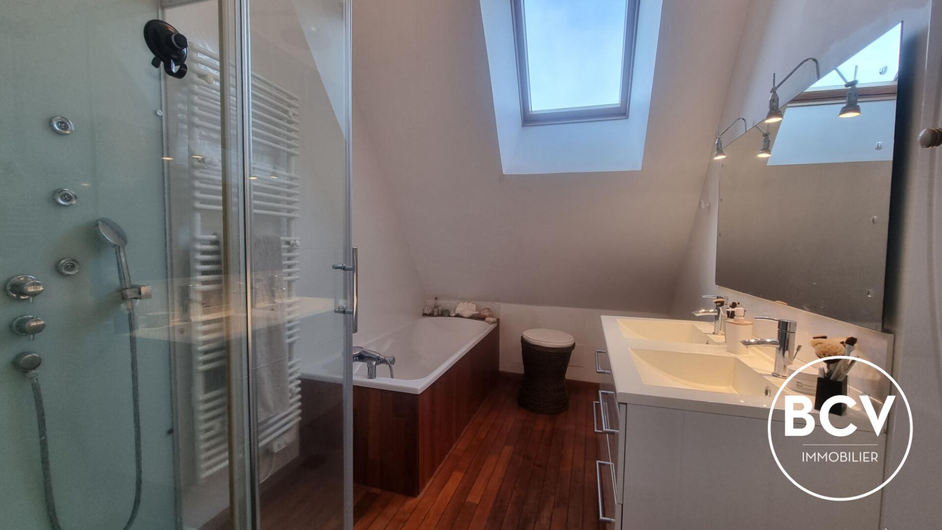 LONGERE 7 pièces - MITTAINVILIERS VERIGNY