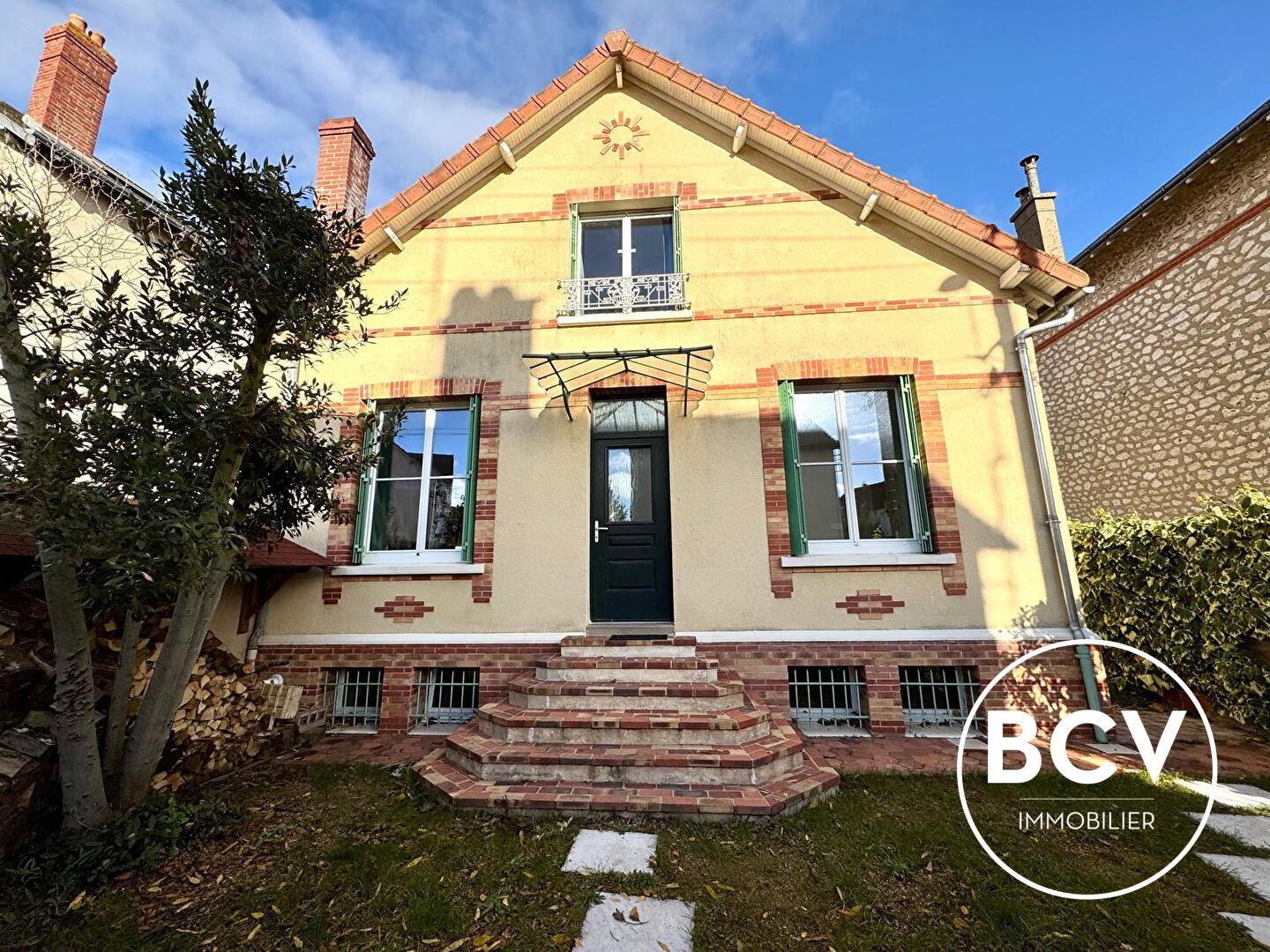 CHARTRES - secteur recherché - belle maison meublée