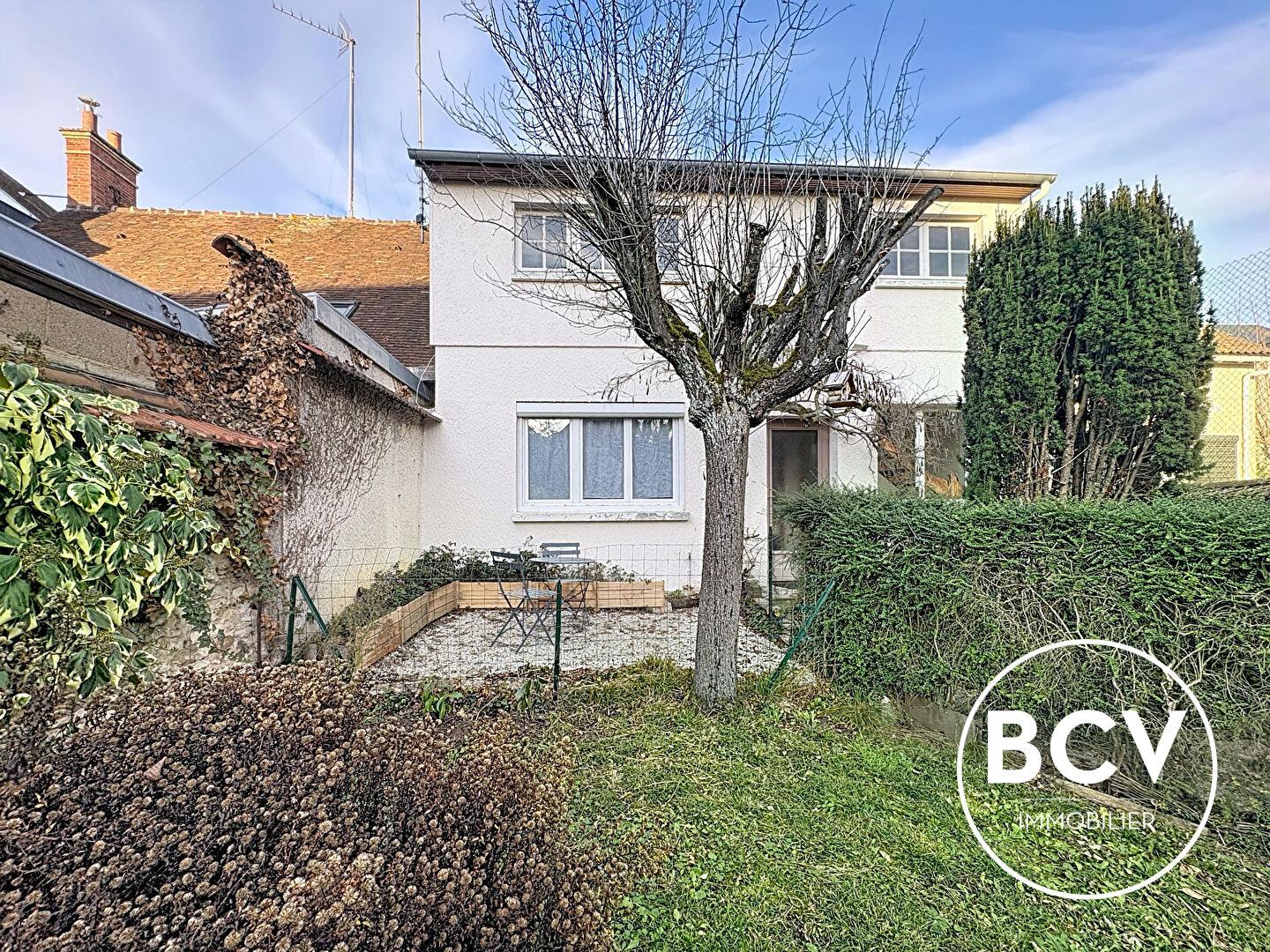 CHARTRES - grand meublé de 2 pièces - secteur Chanzy