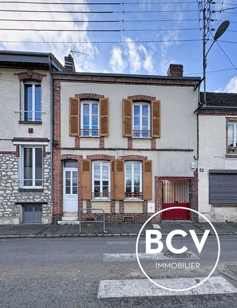 CHARTRES - Gabriel Péri - maison de ville de 85 m²