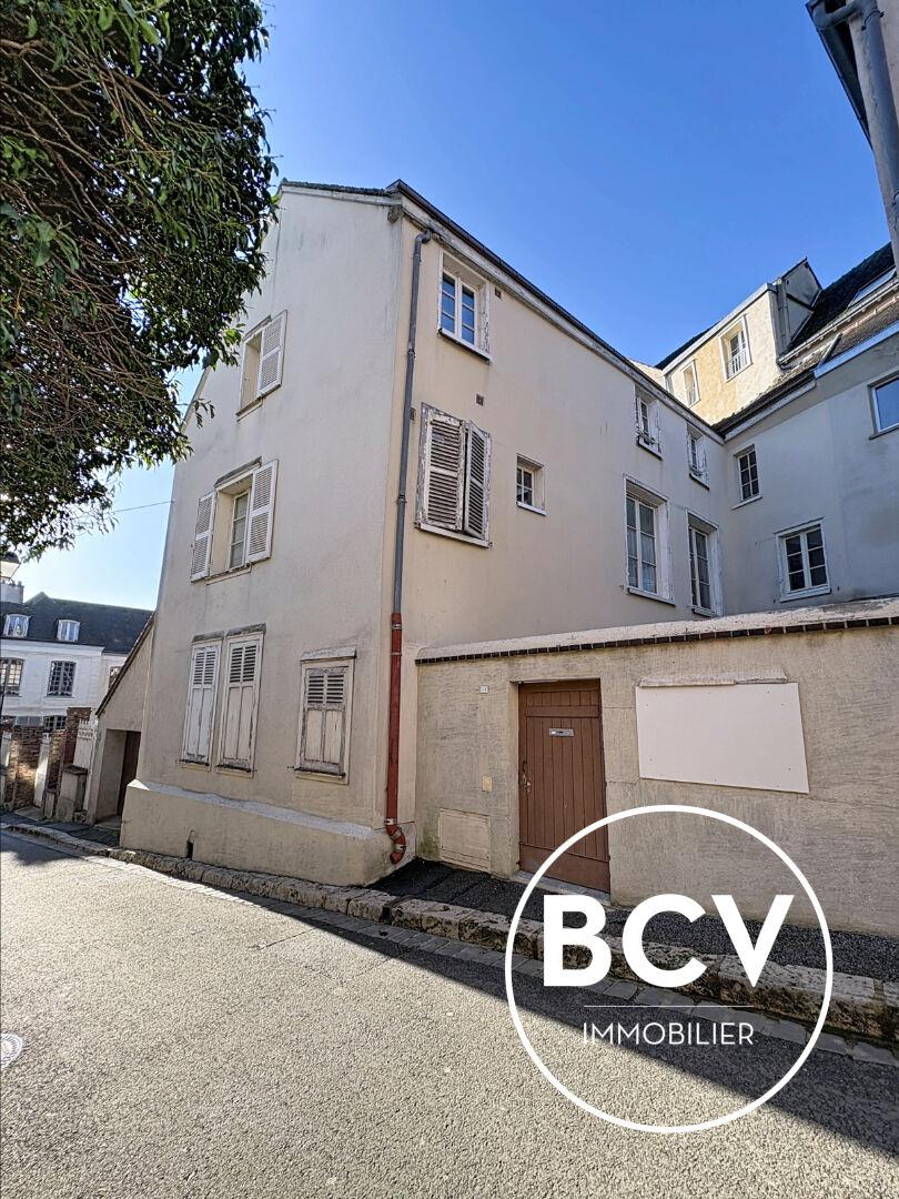 CHARTRES - centre ville - grand 2 pièces meublé