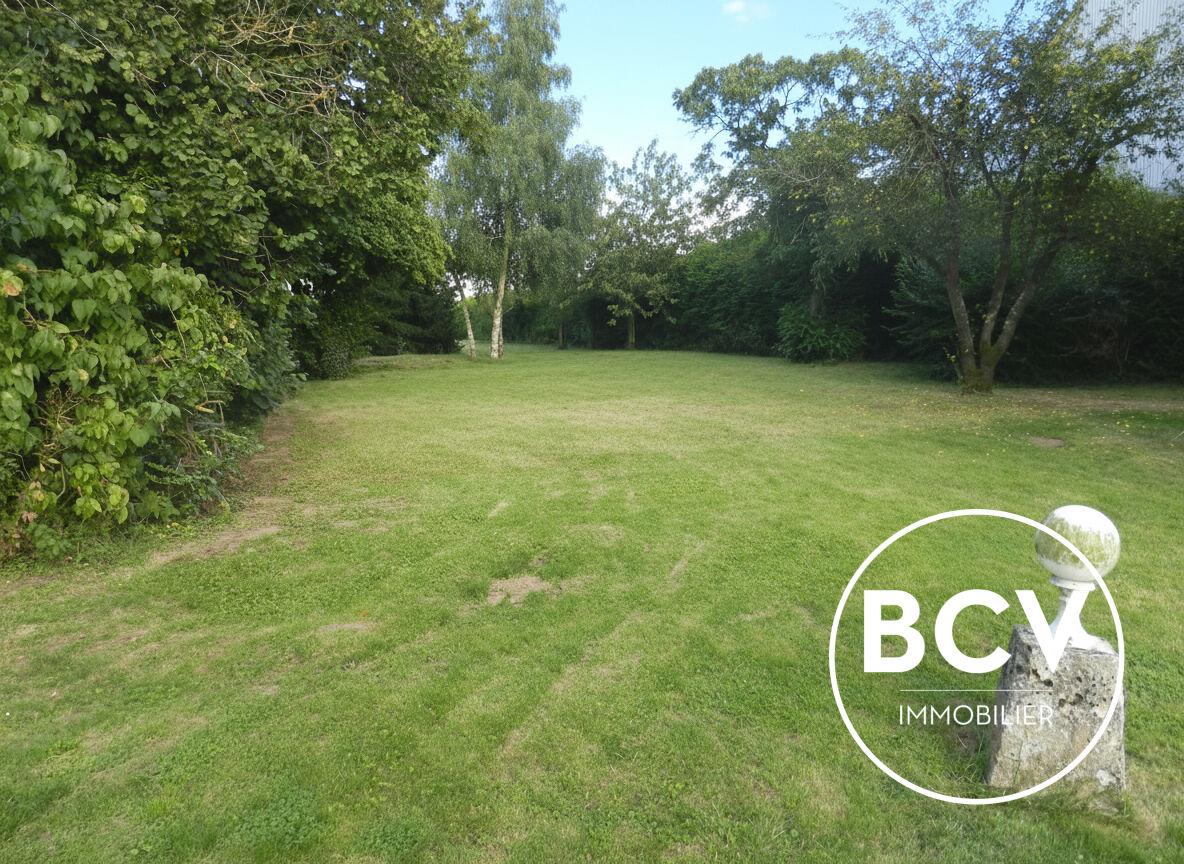 Maison T7 286m² + espace piscine intérieur + dépendance