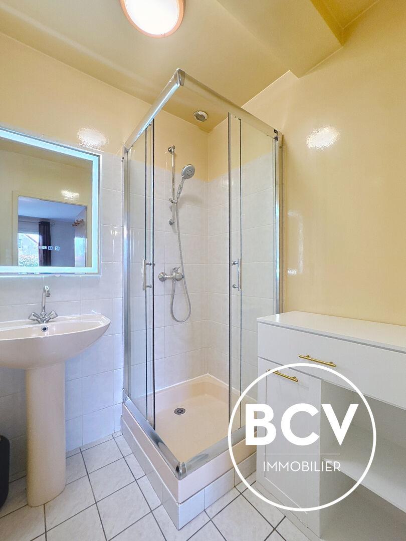 CHAMPHOL - maison meublée avec 4 chambres