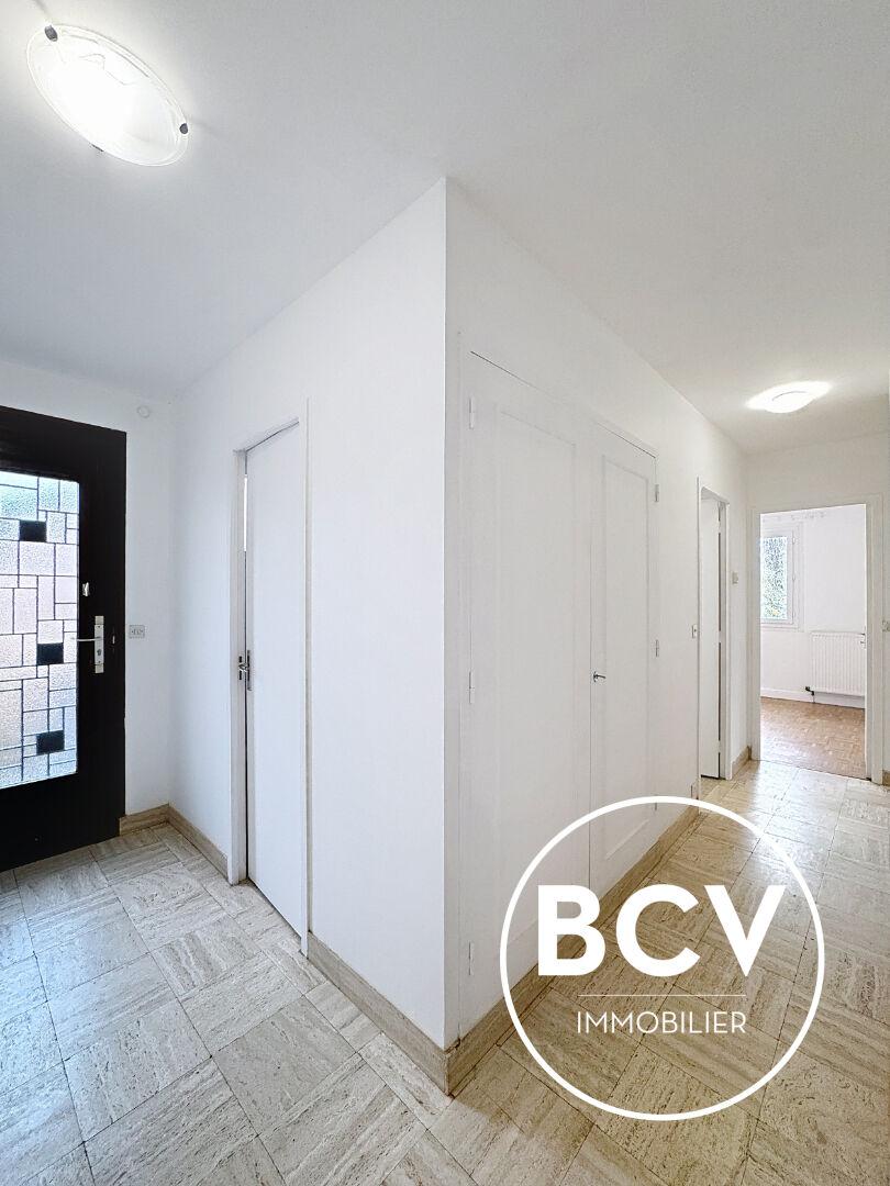 LEVES - maison de 3 chambres