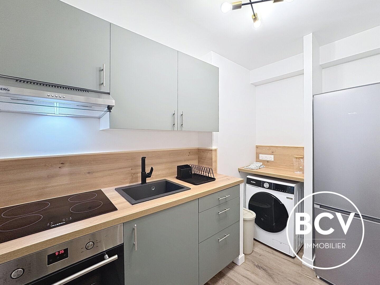 CHARTRES - T1 Bis rénové et meublé avec goût