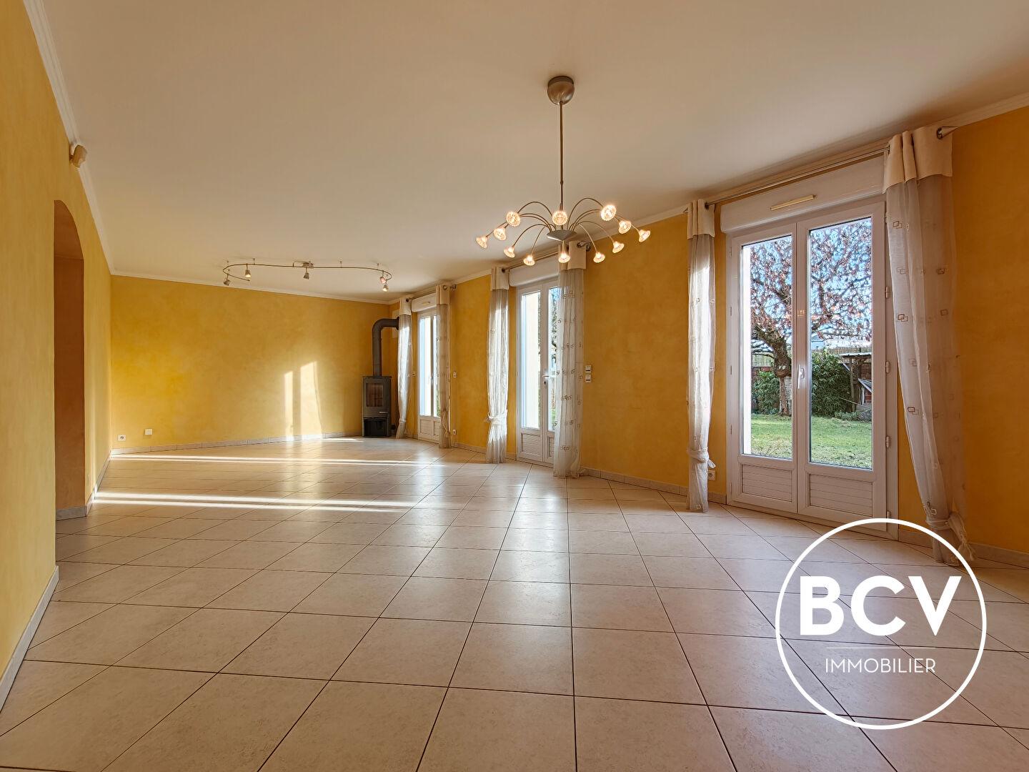 Maison familiale contemporaine avec jardin + double garage