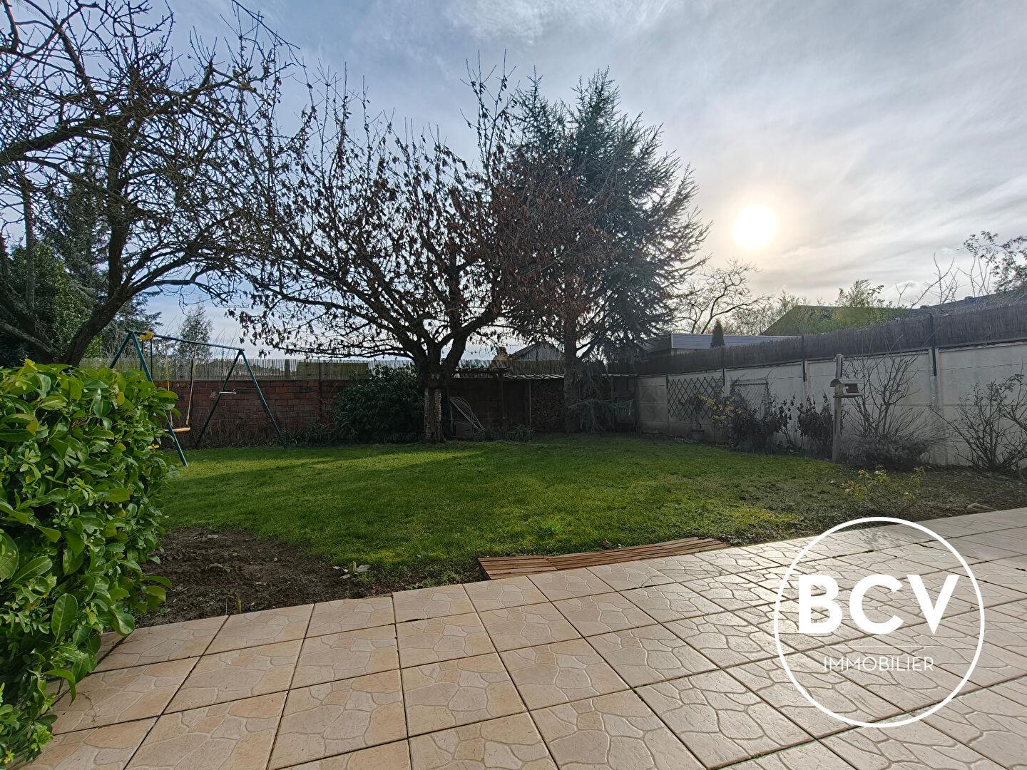 Maison familiale contemporaine avec jardin + double garage