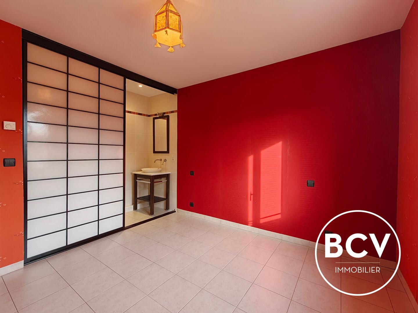 Maison familiale contemporaine avec jardin + double garage