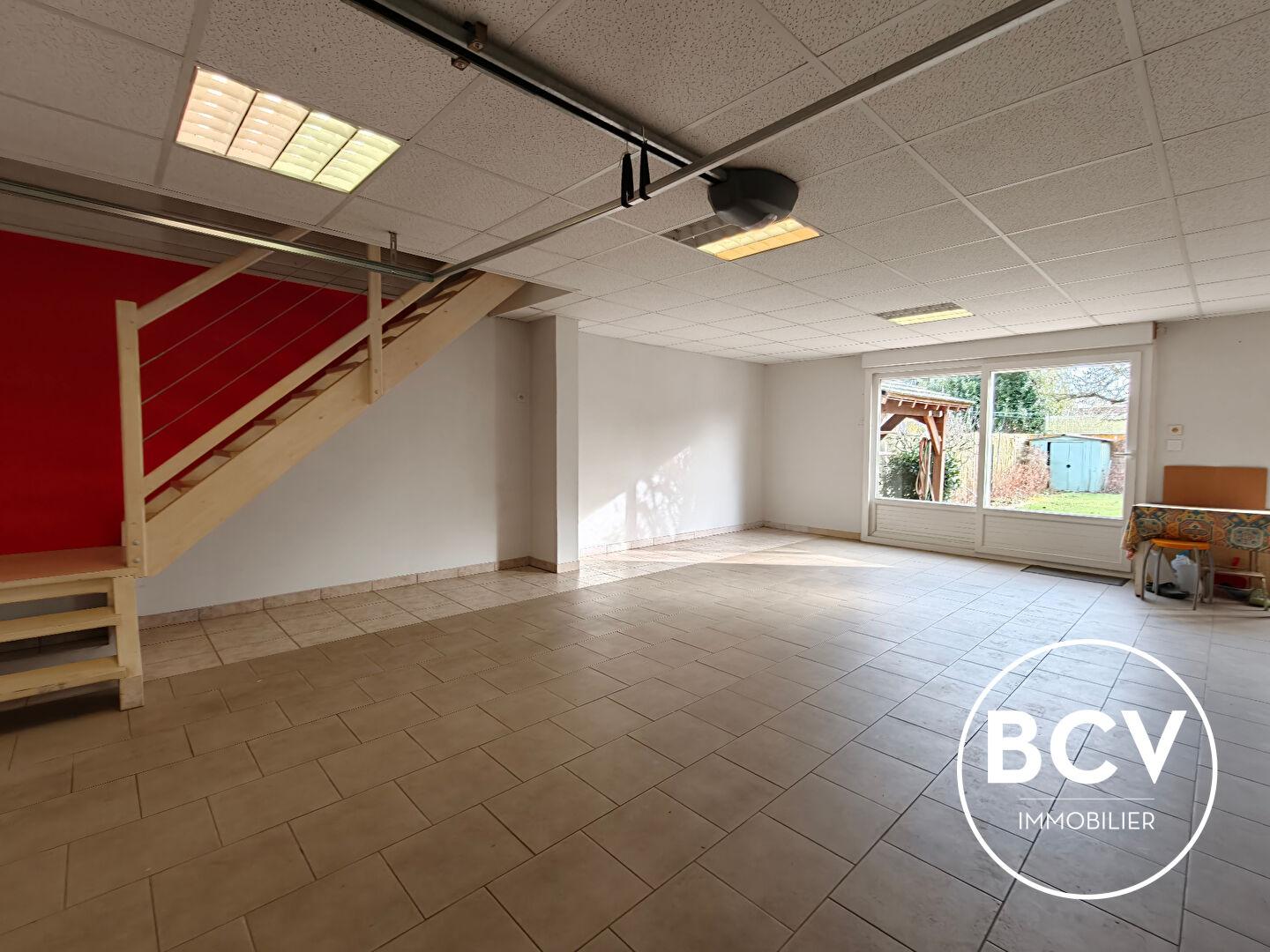 Maison familiale contemporaine avec jardin + double garage