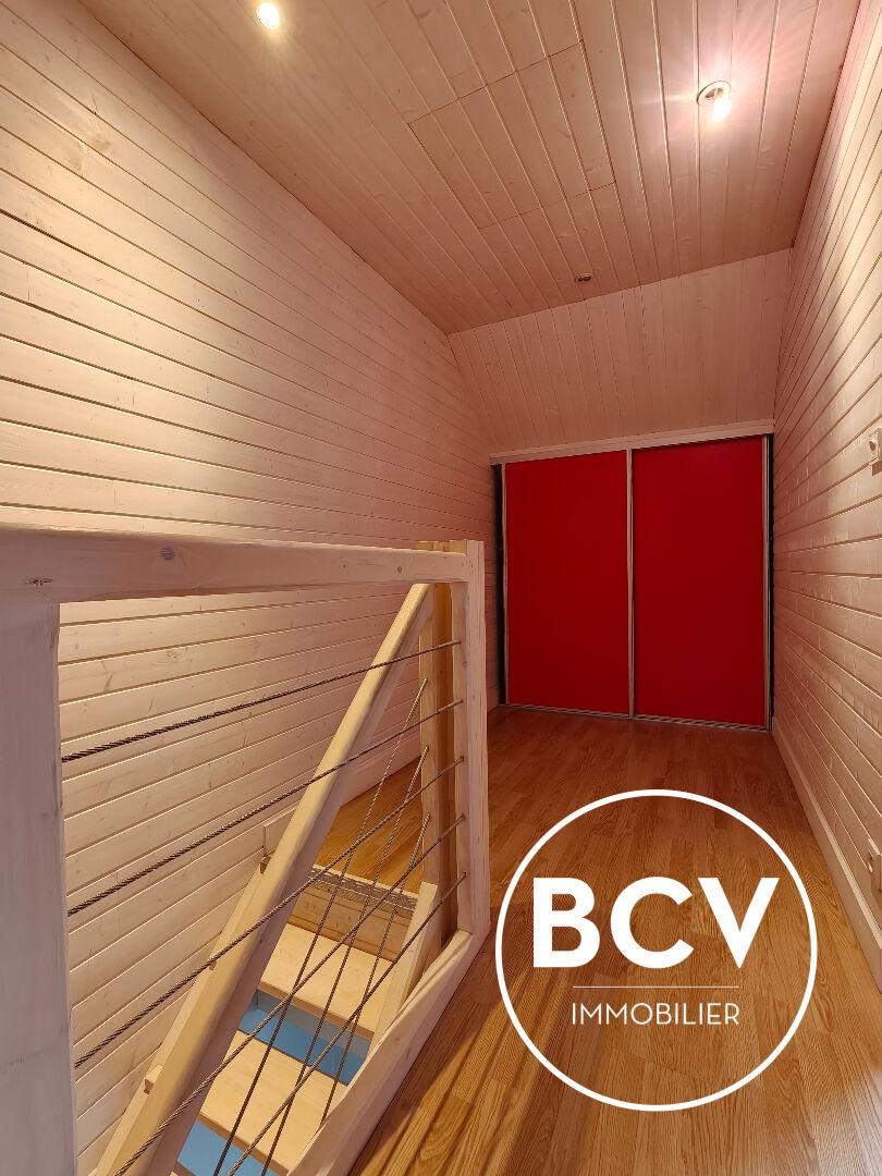 Maison familiale contemporaine avec jardin + double garage