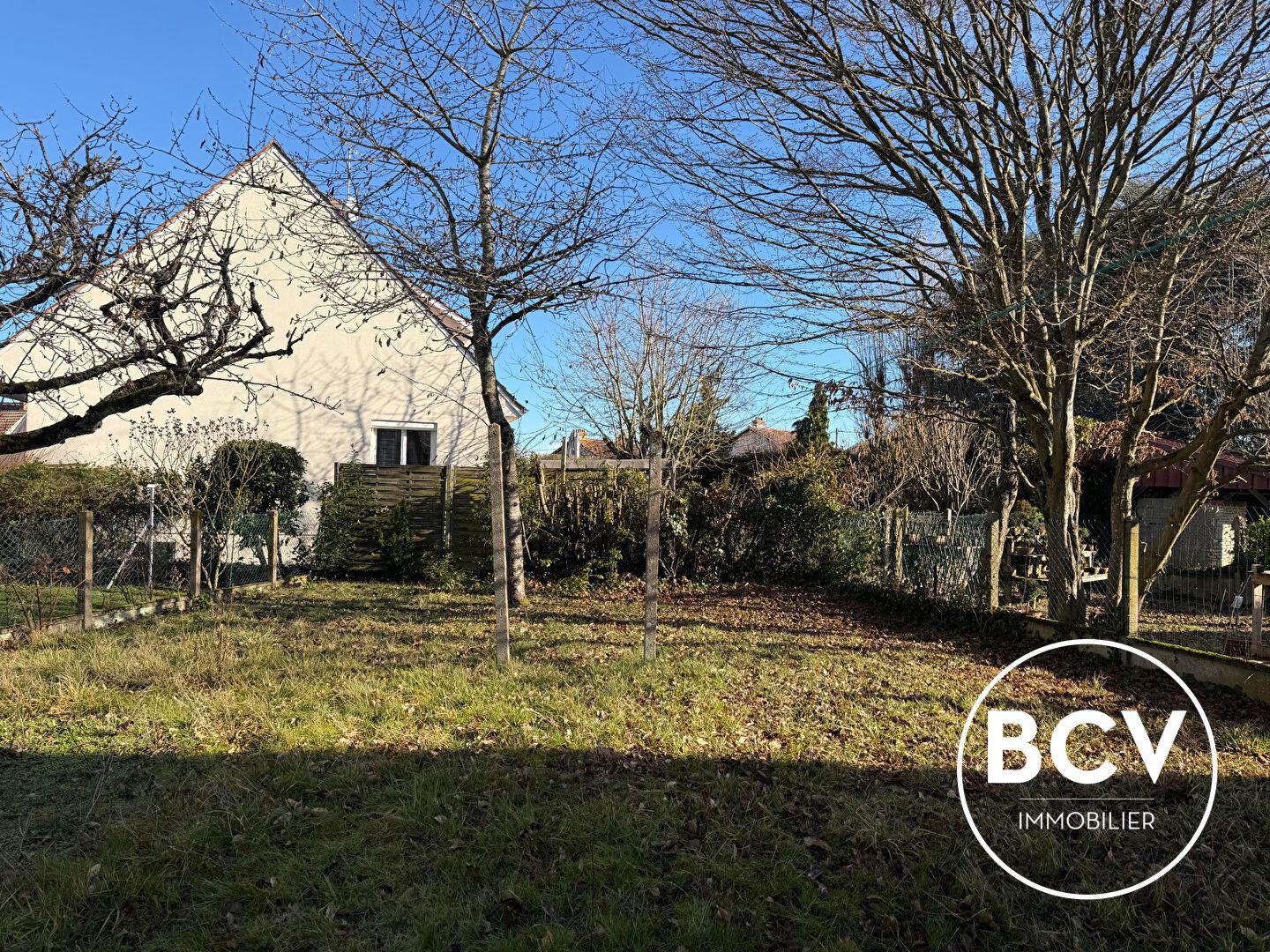 Maison de plain pied - 2 chambres jardin et sous sol