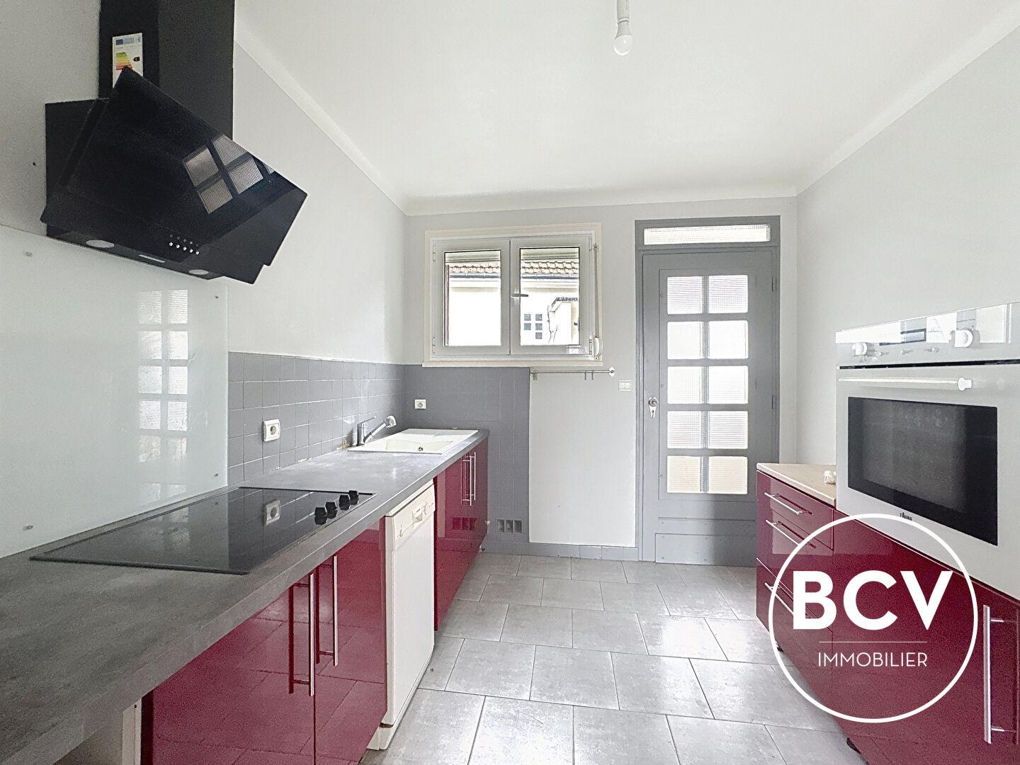 Maison de plain pied - 2 chambres jardin et sous sol