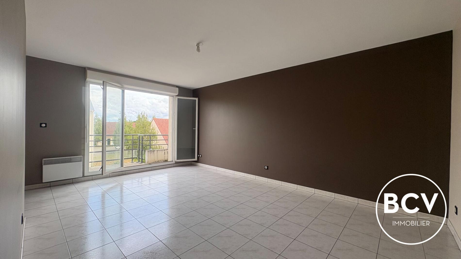 LEVES (28) Appartement T3 lumineux avec balcon et parkings
