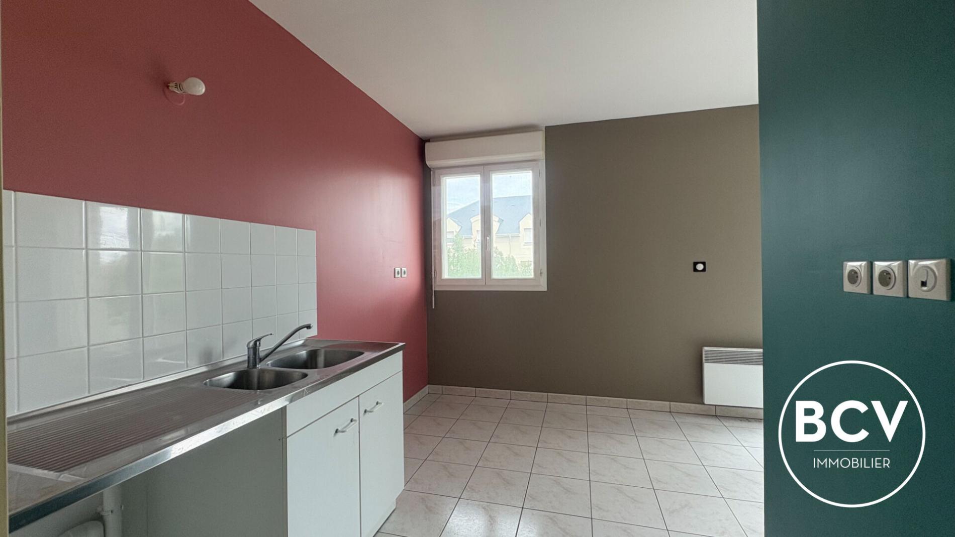 LEVES (28) Appartement T3 lumineux avec balcon et parkings