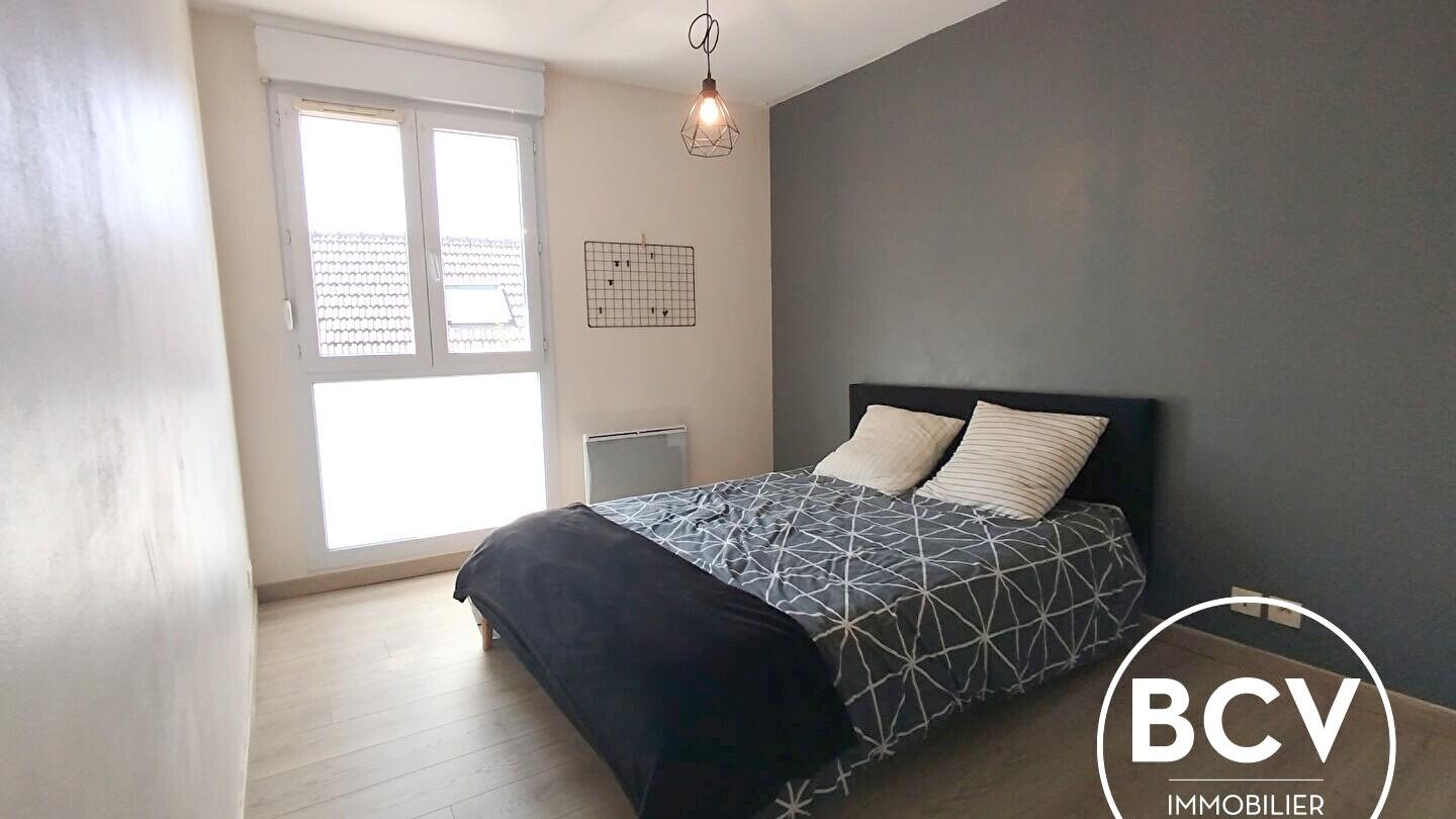 Secteur gare T5 comprenant 4 chambres. Place de parking en sous-sol