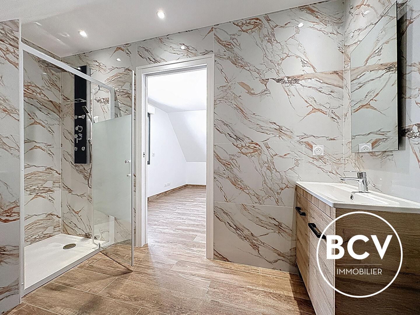 Maison T7 clé en main  Séjour double  5 chambres  Sous-sol total  avec garage.