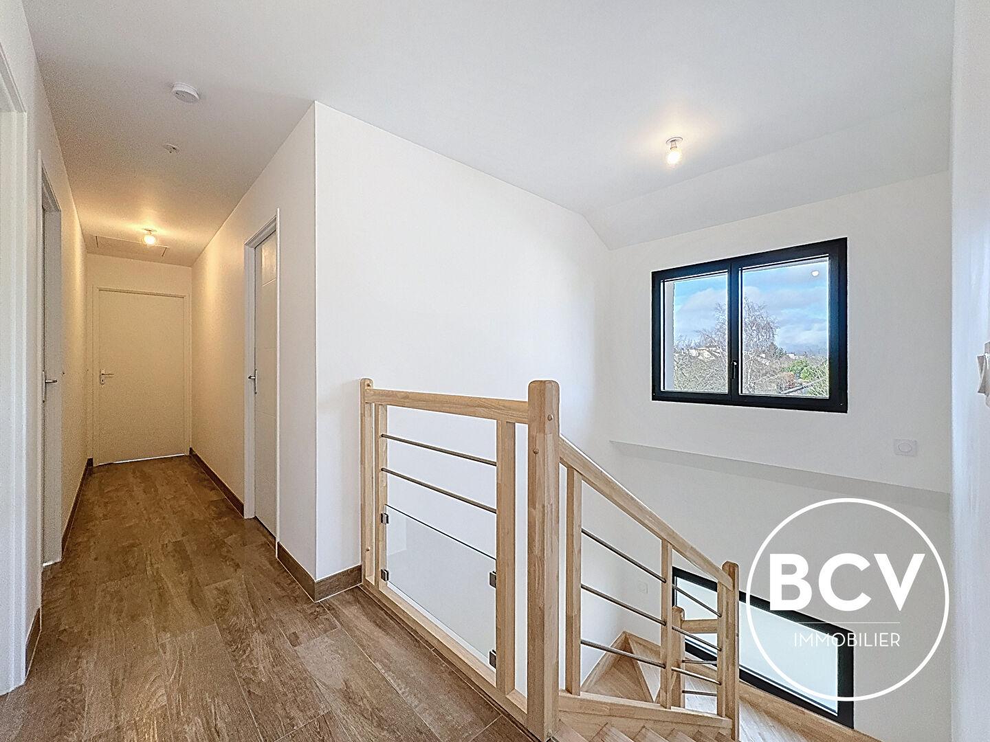 Maison T7 clé en main  Séjour double  5 chambres  Sous-sol total  avec garage.