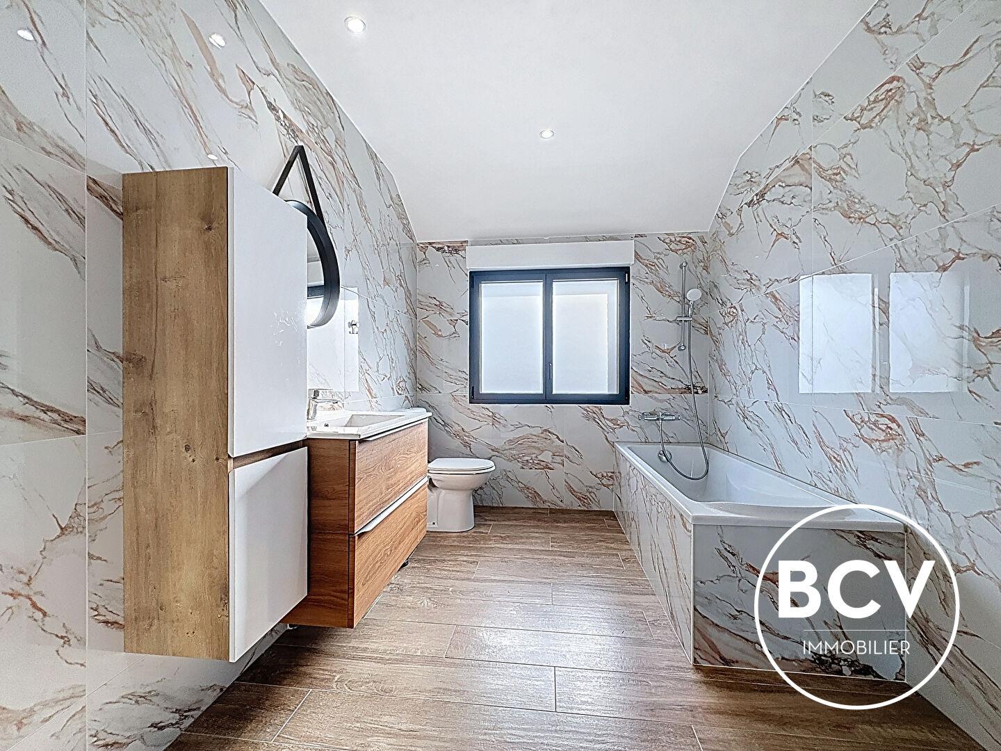 Maison T7 clé en main  Séjour double  5 chambres  Sous-sol total  avec garage.