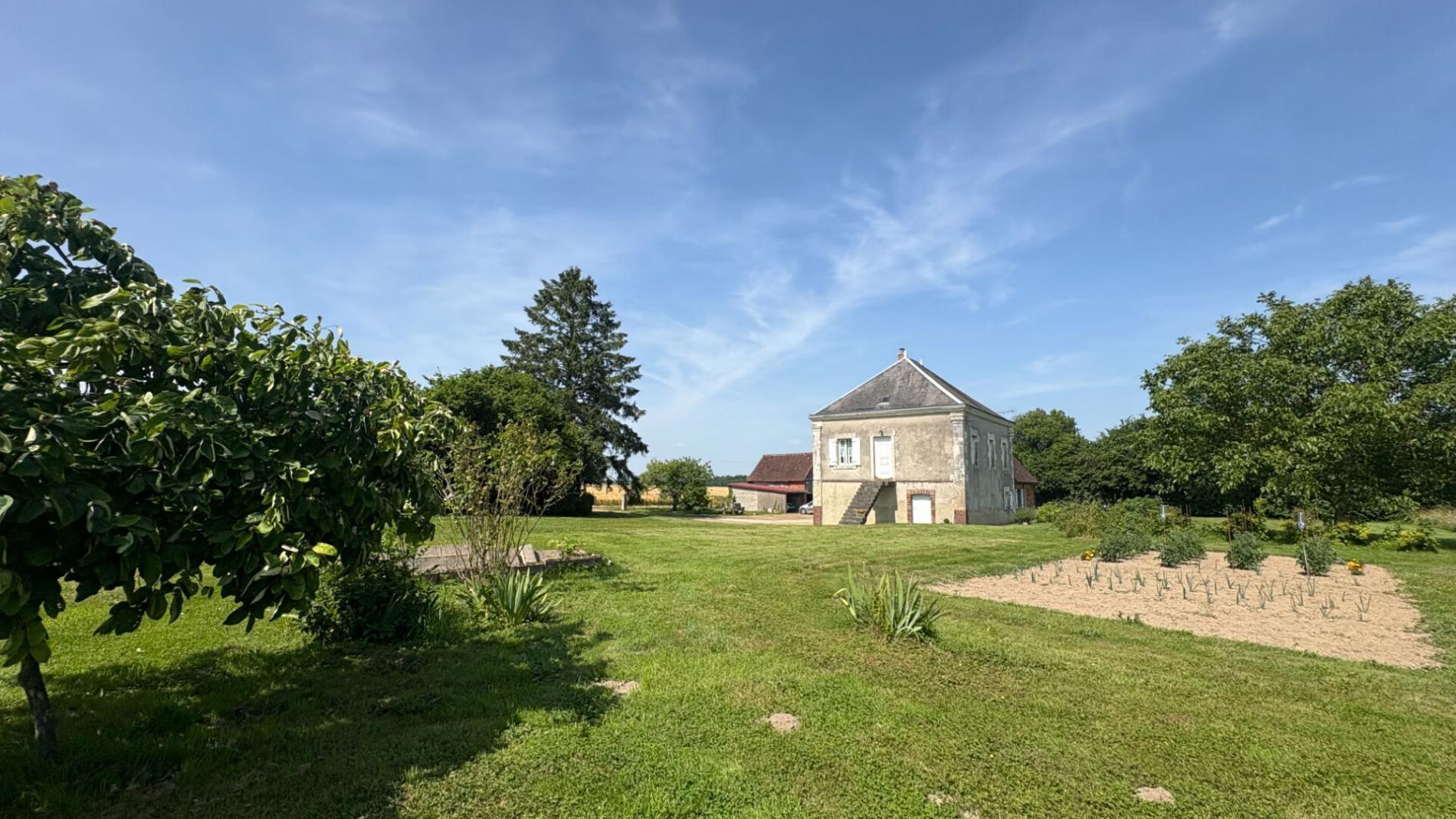 Maison Luigny 5 pièces