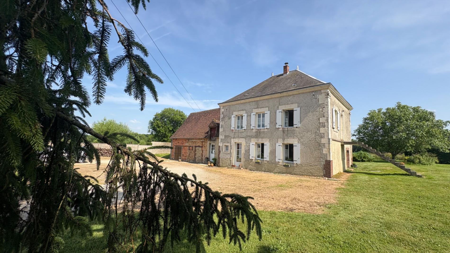 Maison Luigny 5 pièces