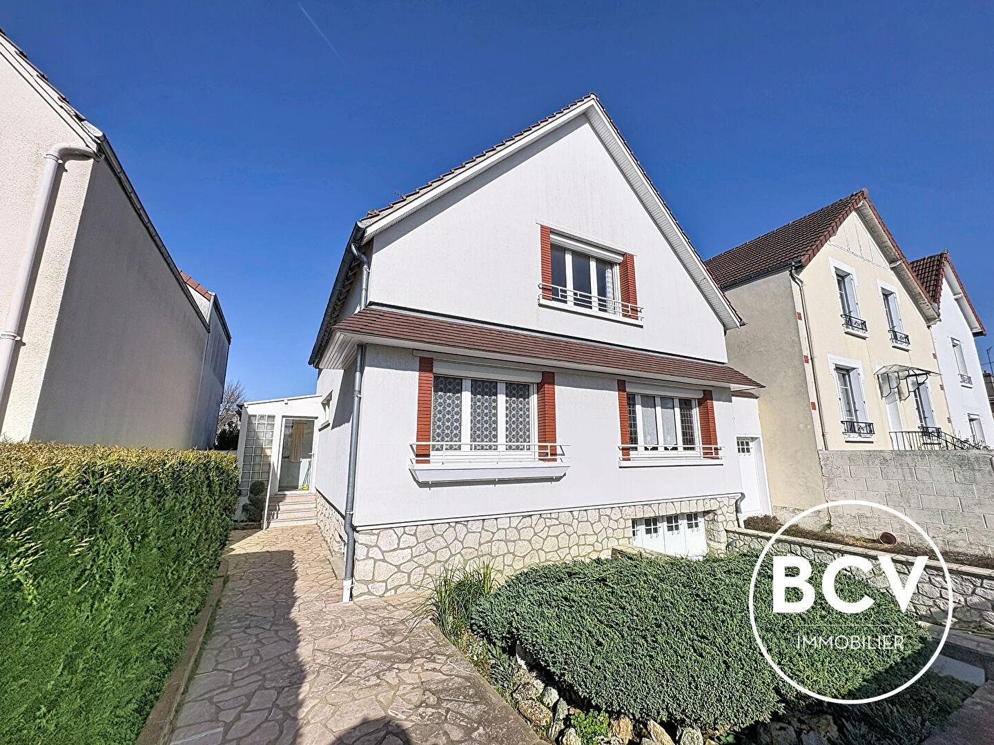 Maison T5 - sous-sol total secteur GARE CHARTRES