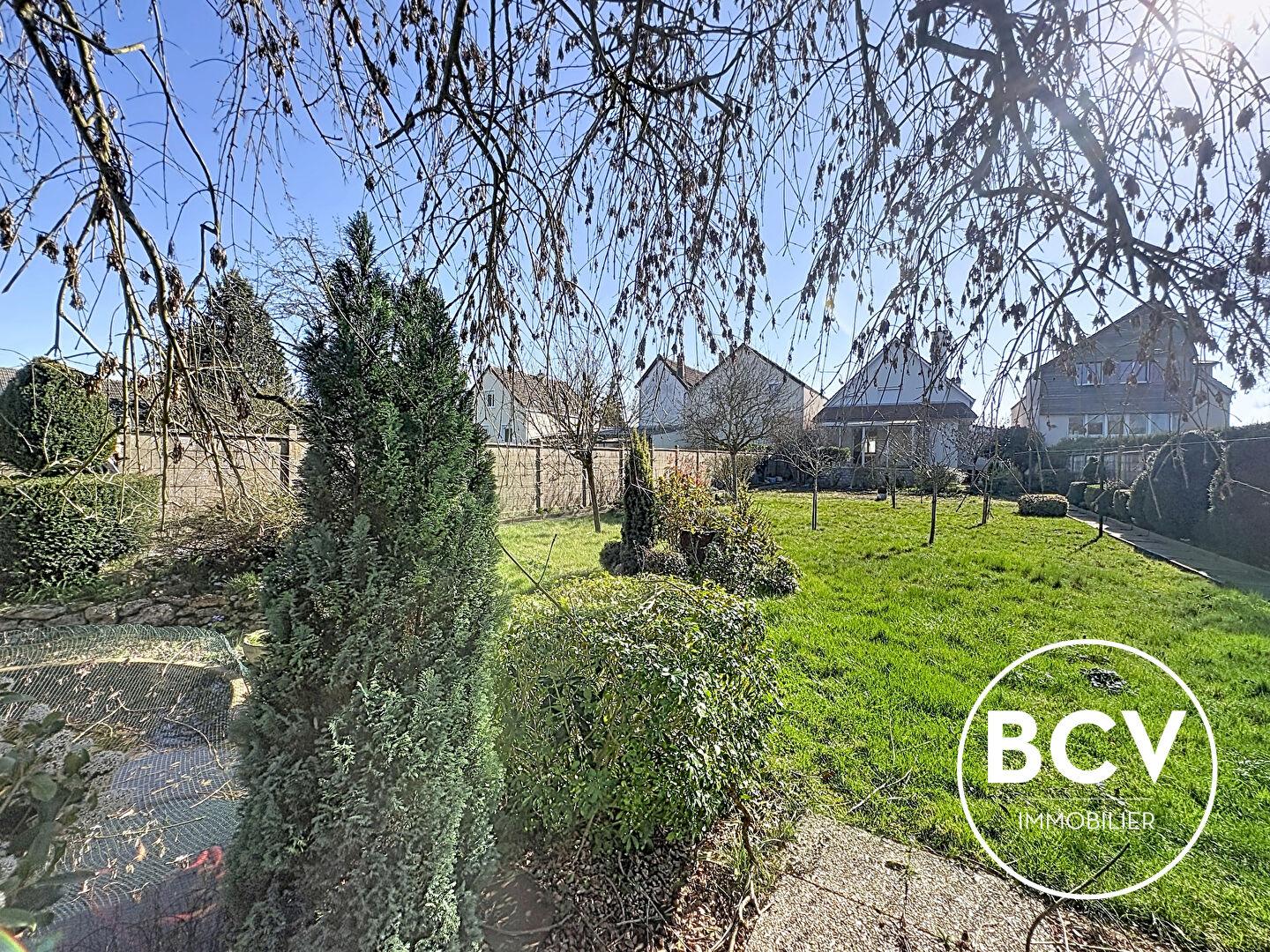 Maison T5 - sous-sol total secteur GARE CHARTRES