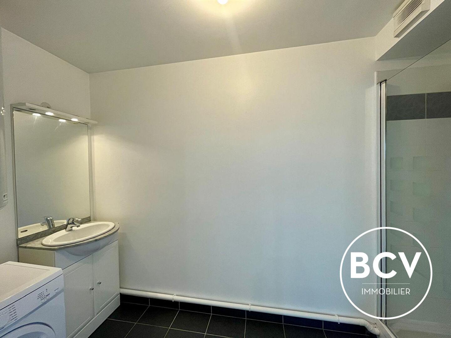 LUCE - 2 pièces avec terrasse et parking