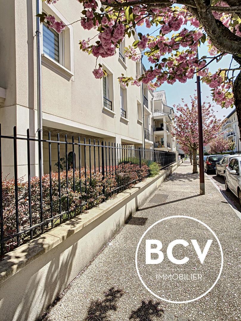 LUCE - 2 pièces avec terrasse et parking