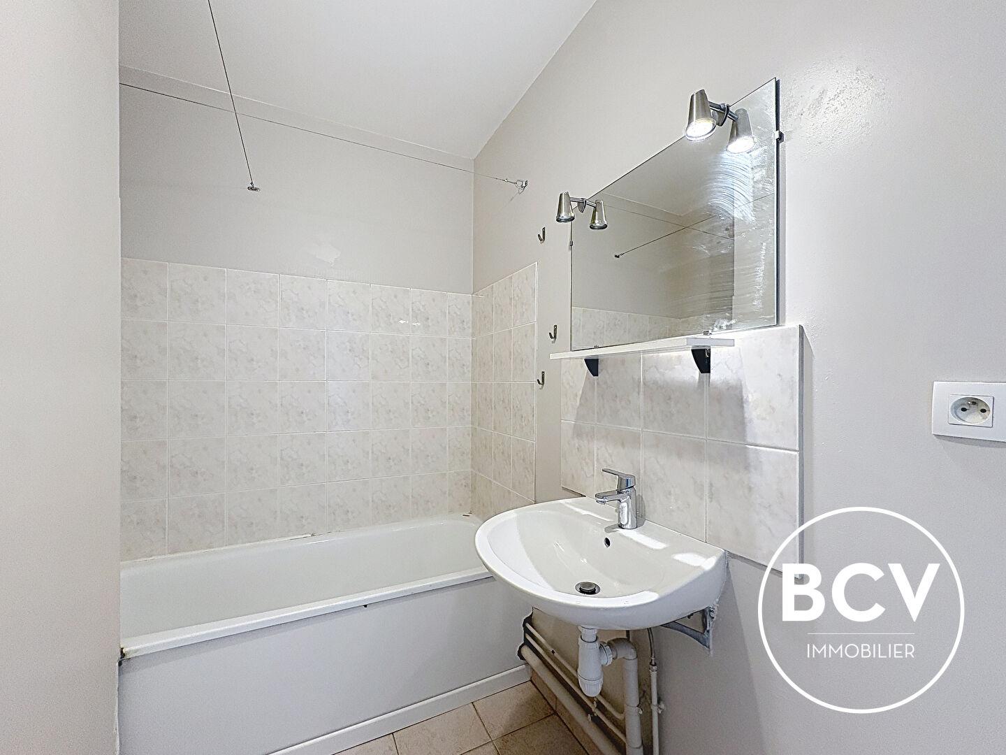 CHARTRE AGGLO T2 de 46m² avec parking