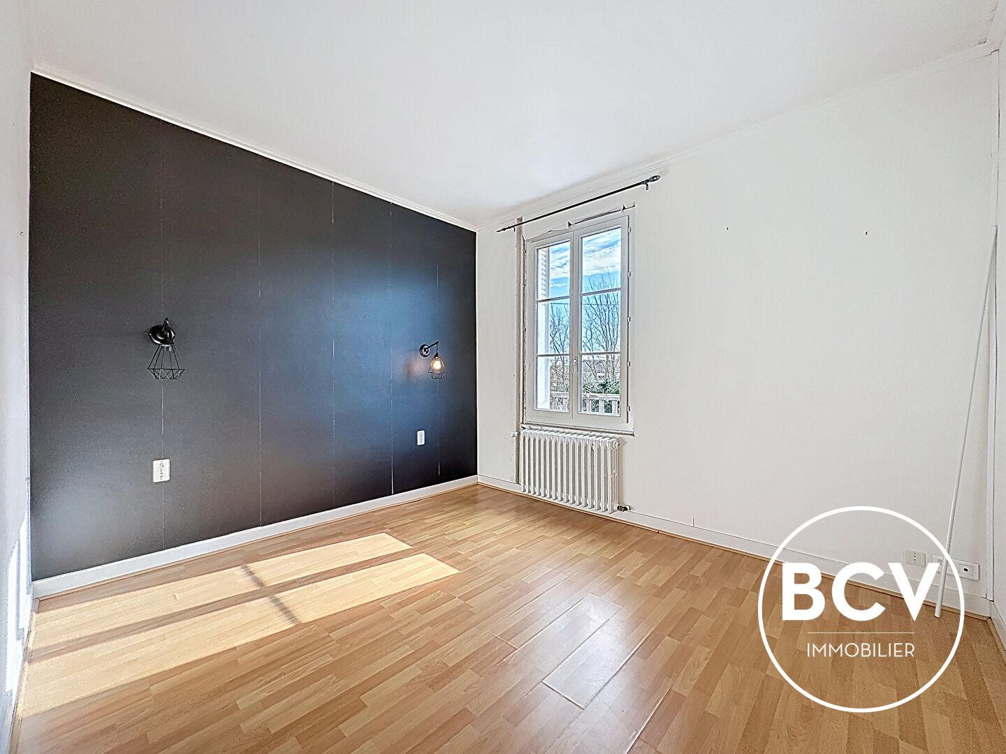 CHARTRES - Comtesses - Maison de 77 m² avec garage