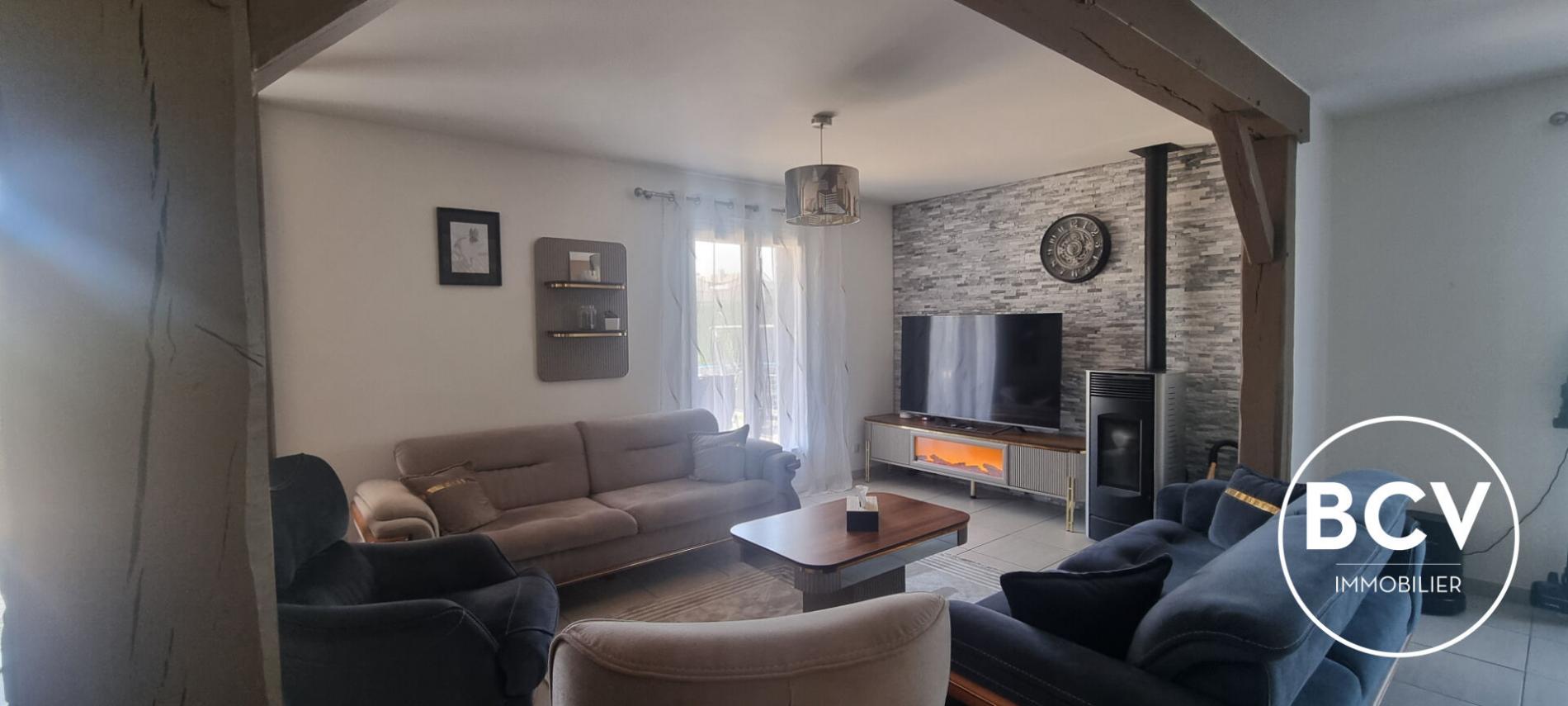 Maison Lucé -  7 pièces - 183 m2