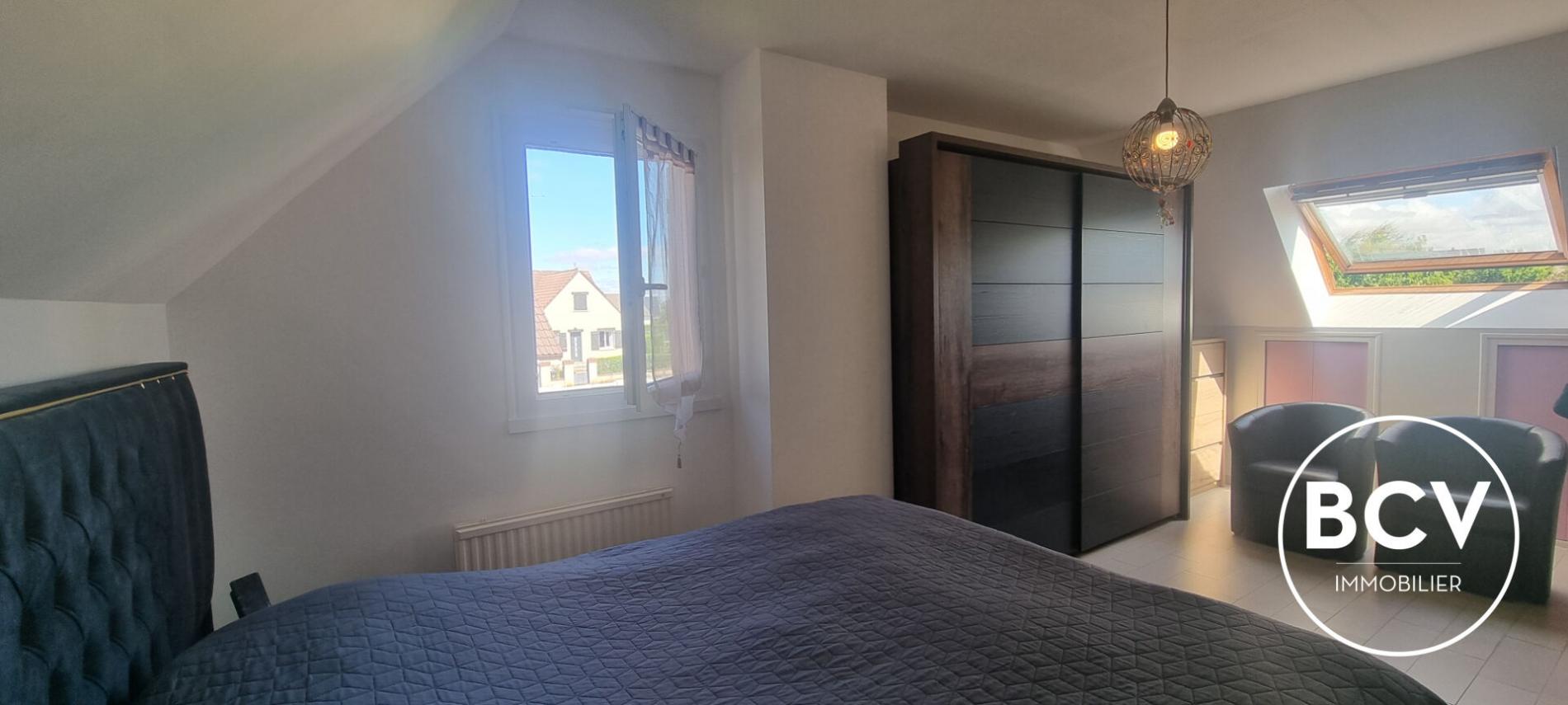 Maison Lucé -  7 pièces - 183 m2