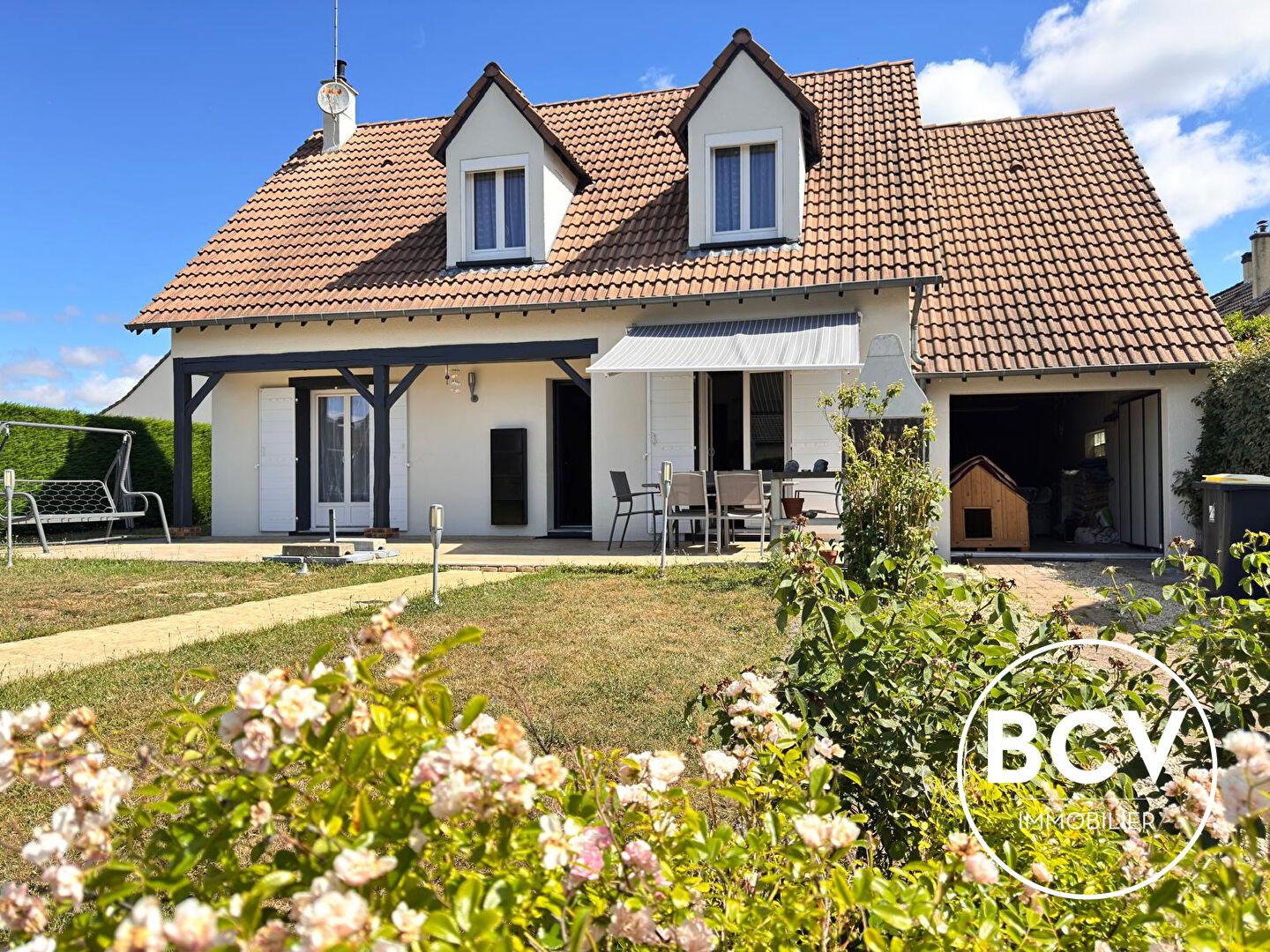 Maison Lucé -  7 pièces - 183 m2