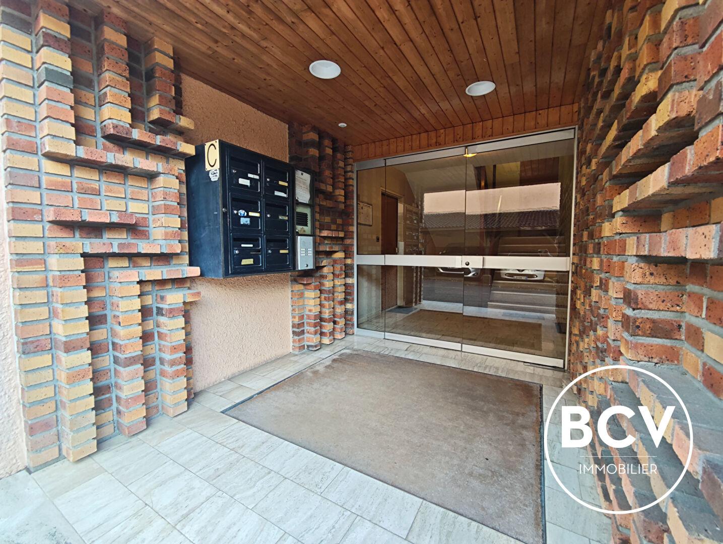 CHARTRES - Appartement Duplex avec balcon