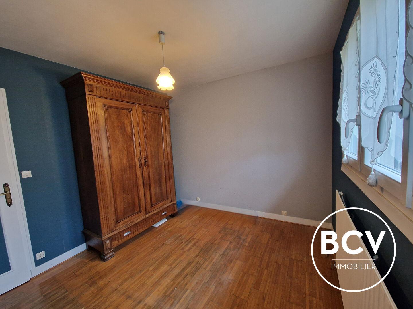 MAISON 4 CHAMBRES LUCÉ