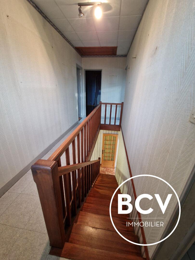 MAISON 4 CHAMBRES LUCÉ