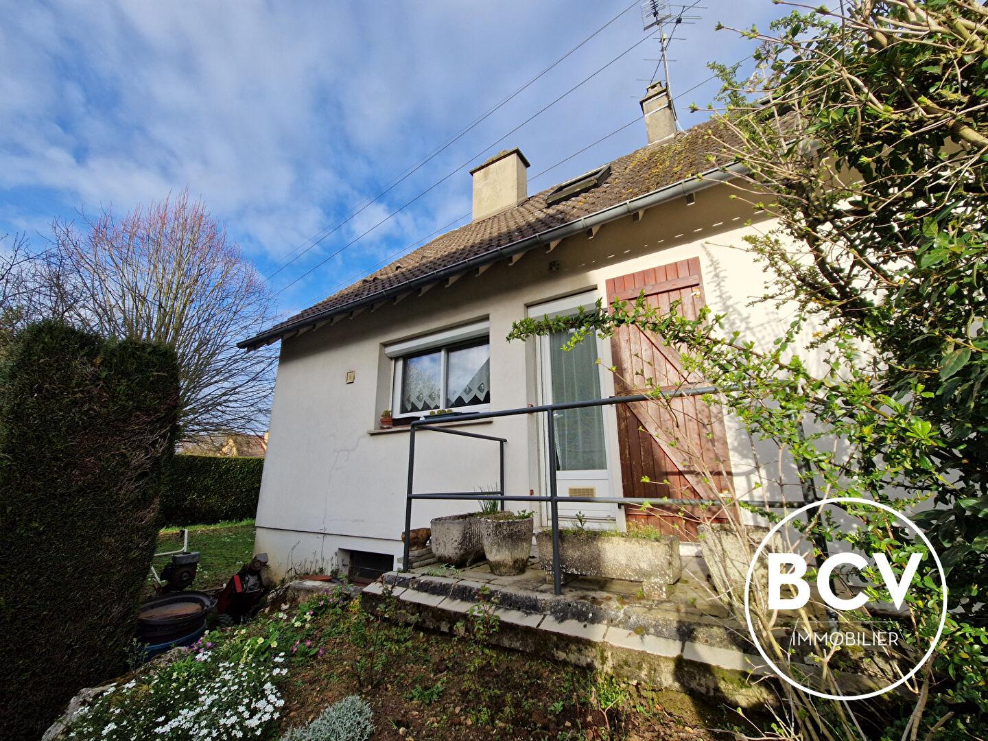 MAISON 4 CHAMBRES LUCÉ