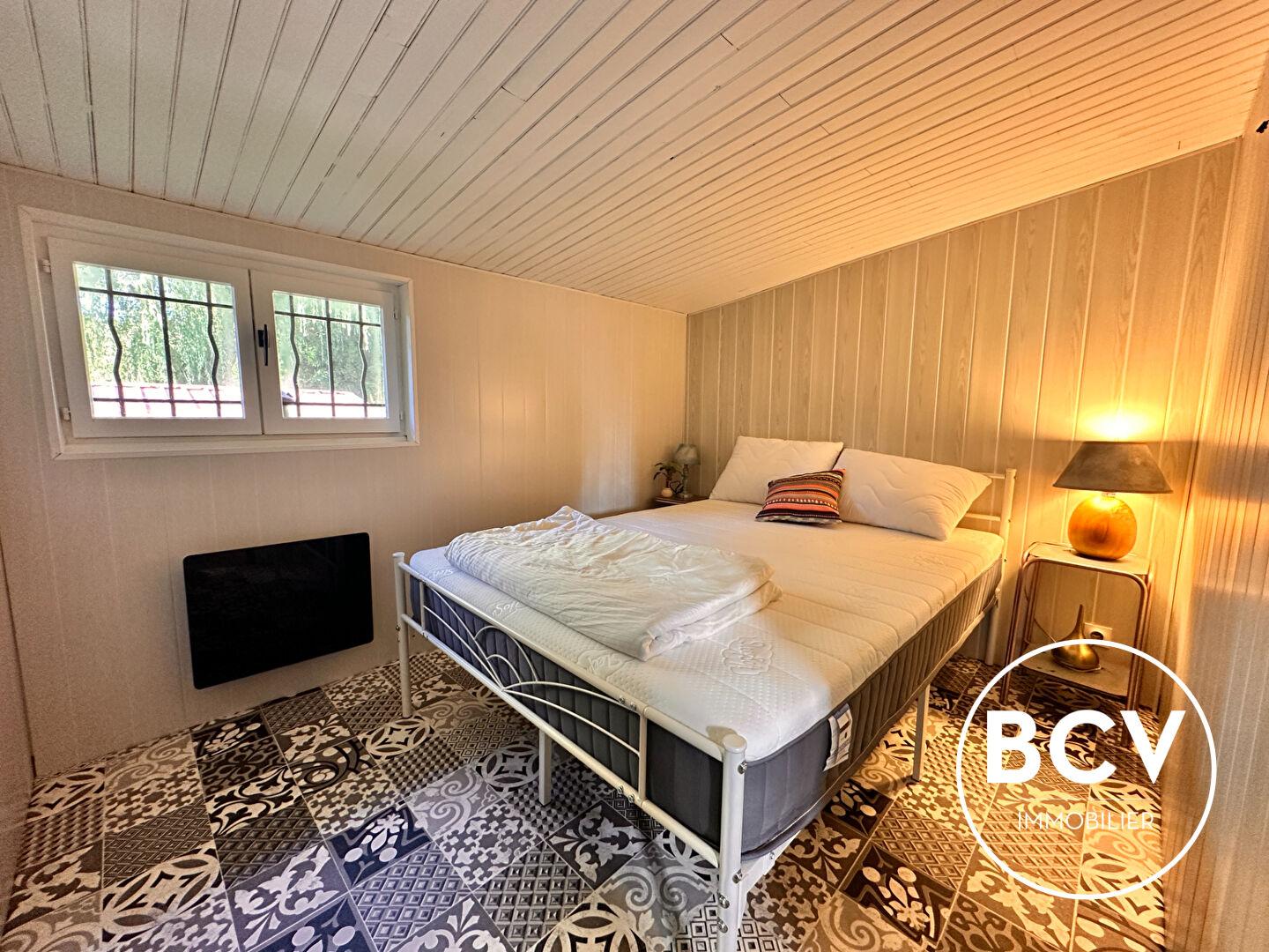 Chalet T5 rénové - 4 chambres - 9 096 m² de terrain - Bord du Loir - Proche Bonneval (28)