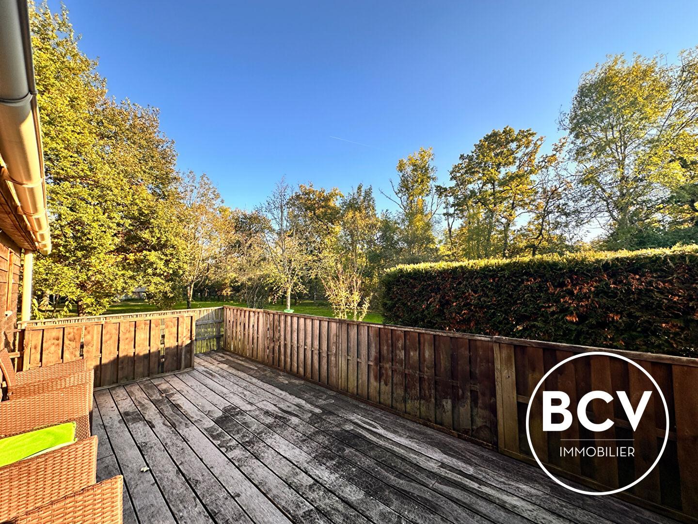 Chalet T5 rénové - 4 chambres - 9 096 m² de terrain - Bord du Loir - Proche Bonneval (28)