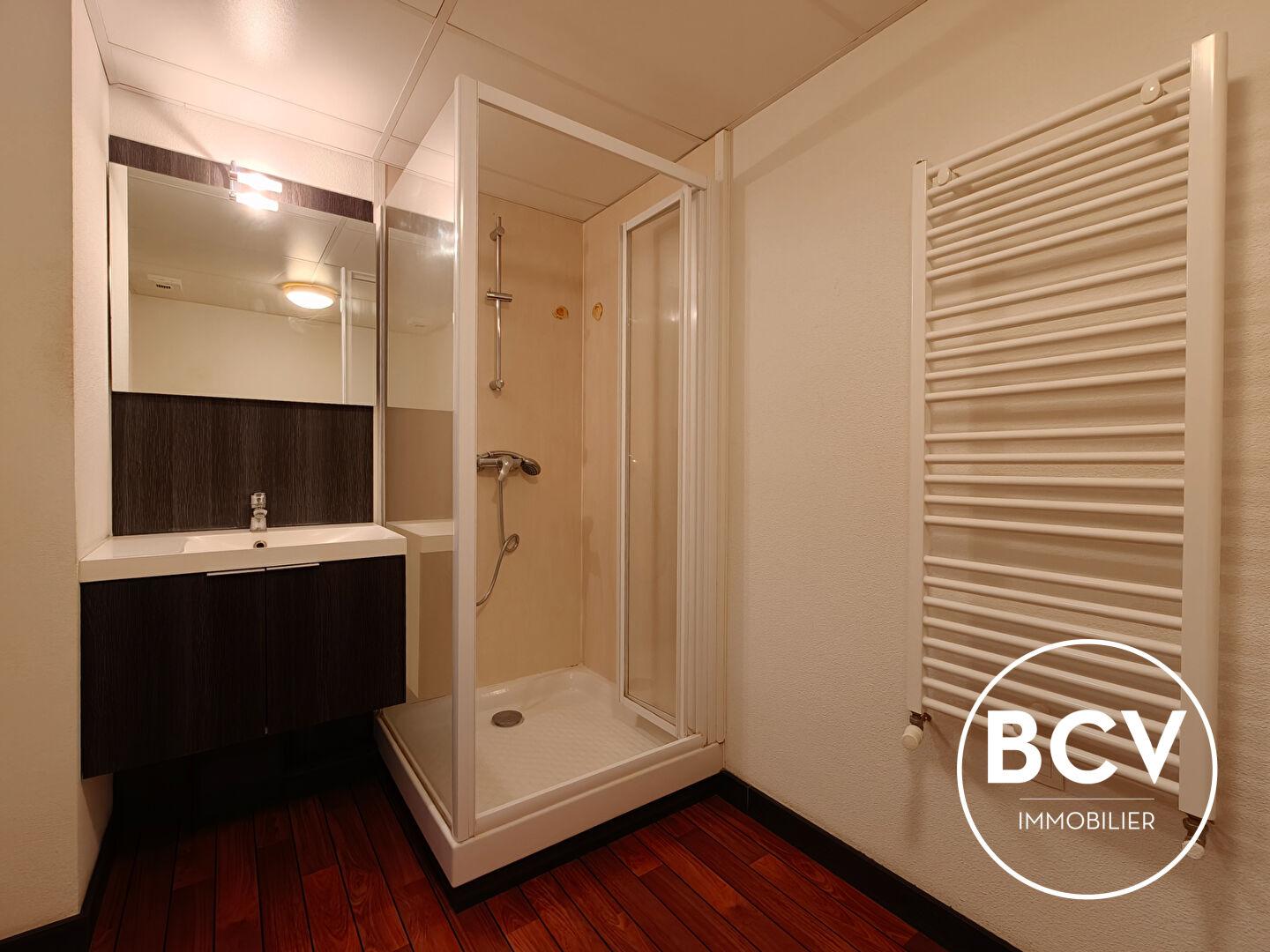 Idéal investissement locatif - Studio avec balcon Chartres