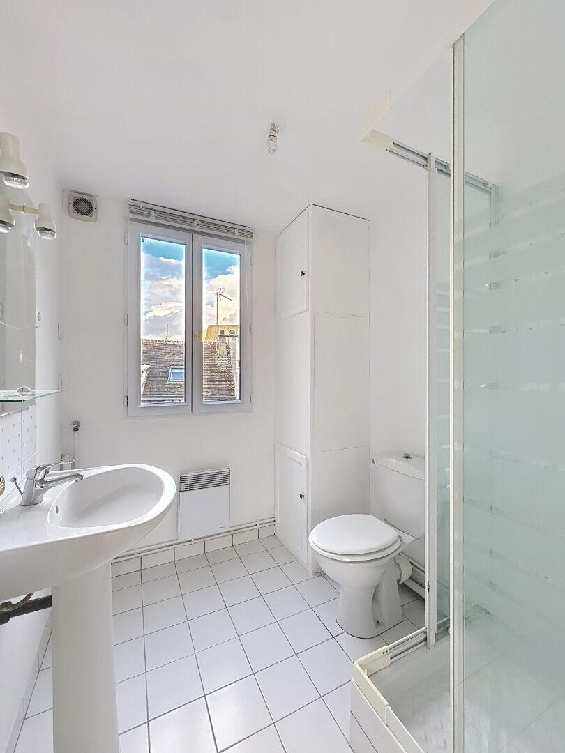 CHARTRES - Grand Faubourg 2 pièces lumineux