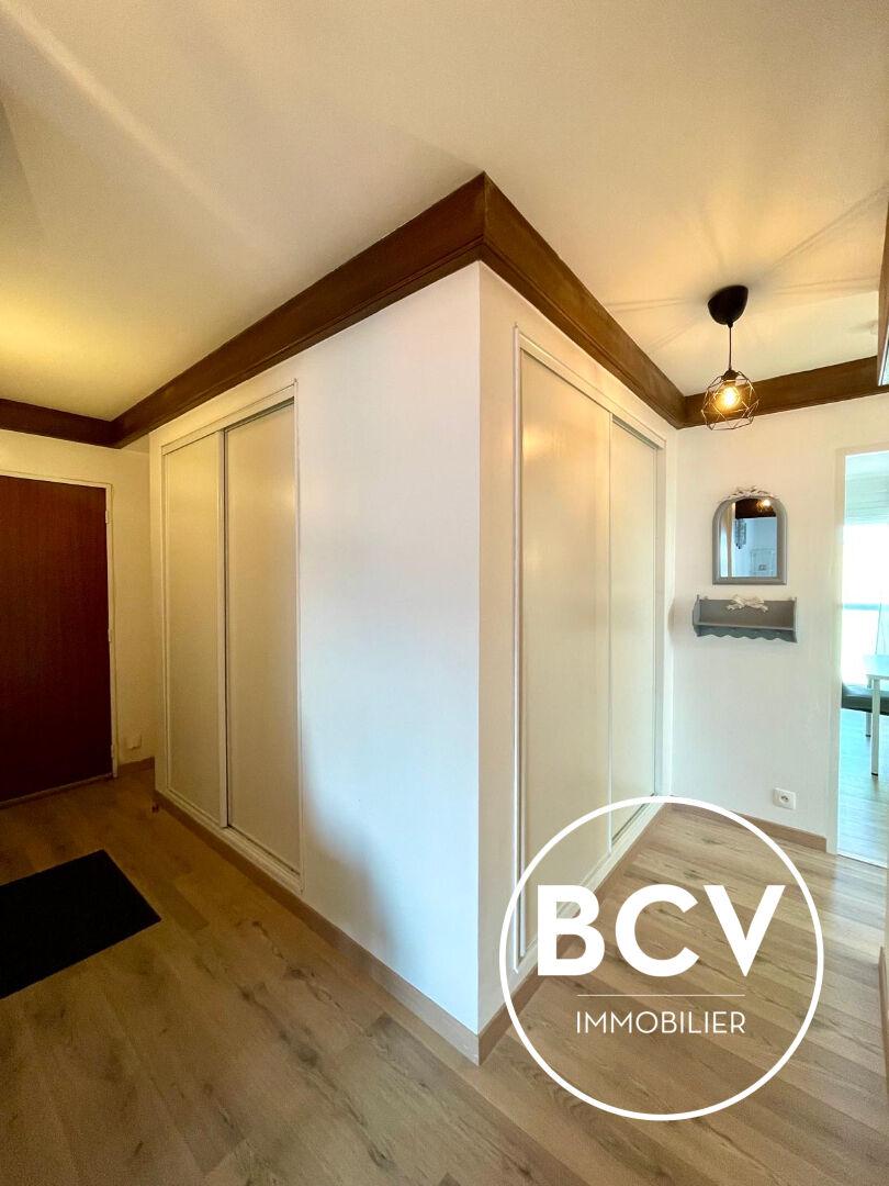 CHARTRES Grand Faubourg - 3 pièces meublé avec box