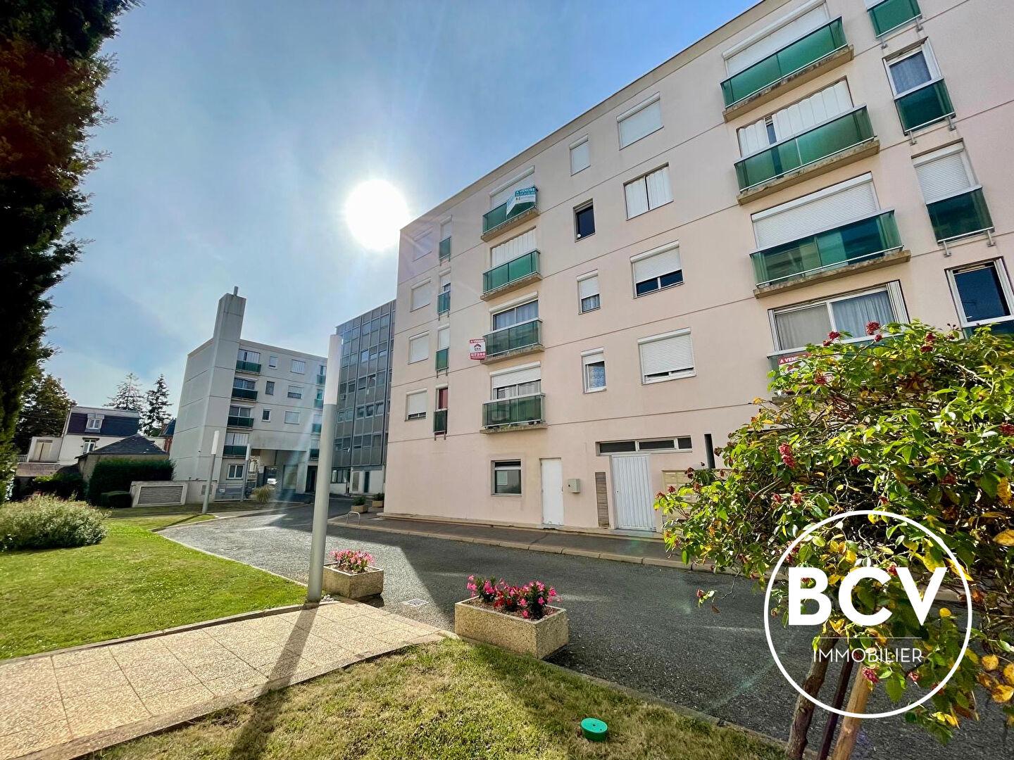 CHARTRES Grand Faubourg - 3 pièces meublé avec box