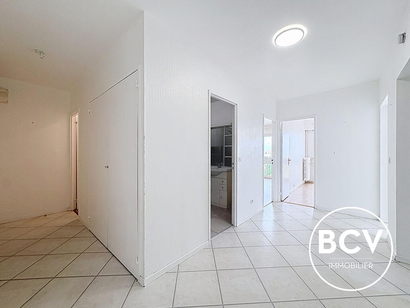 CHARTRES - 3 pièces avec balcon et vue dégagée - chauffage et eau inclus