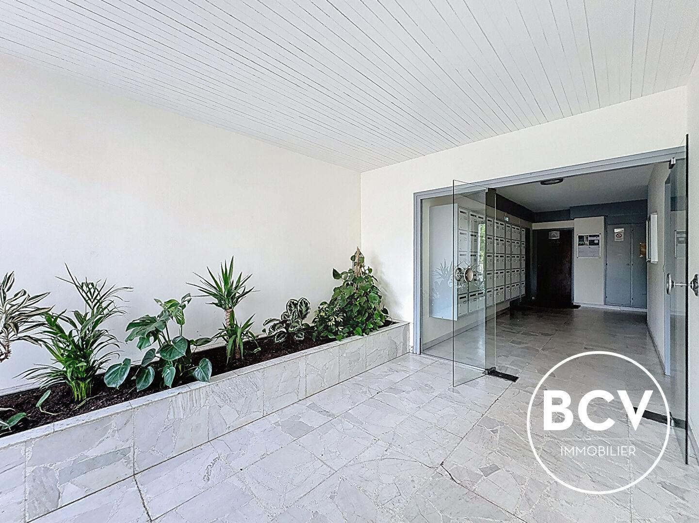 CHARTRES - 3 pièces avec balcon et vue dégagée - chauffage et eau inclus