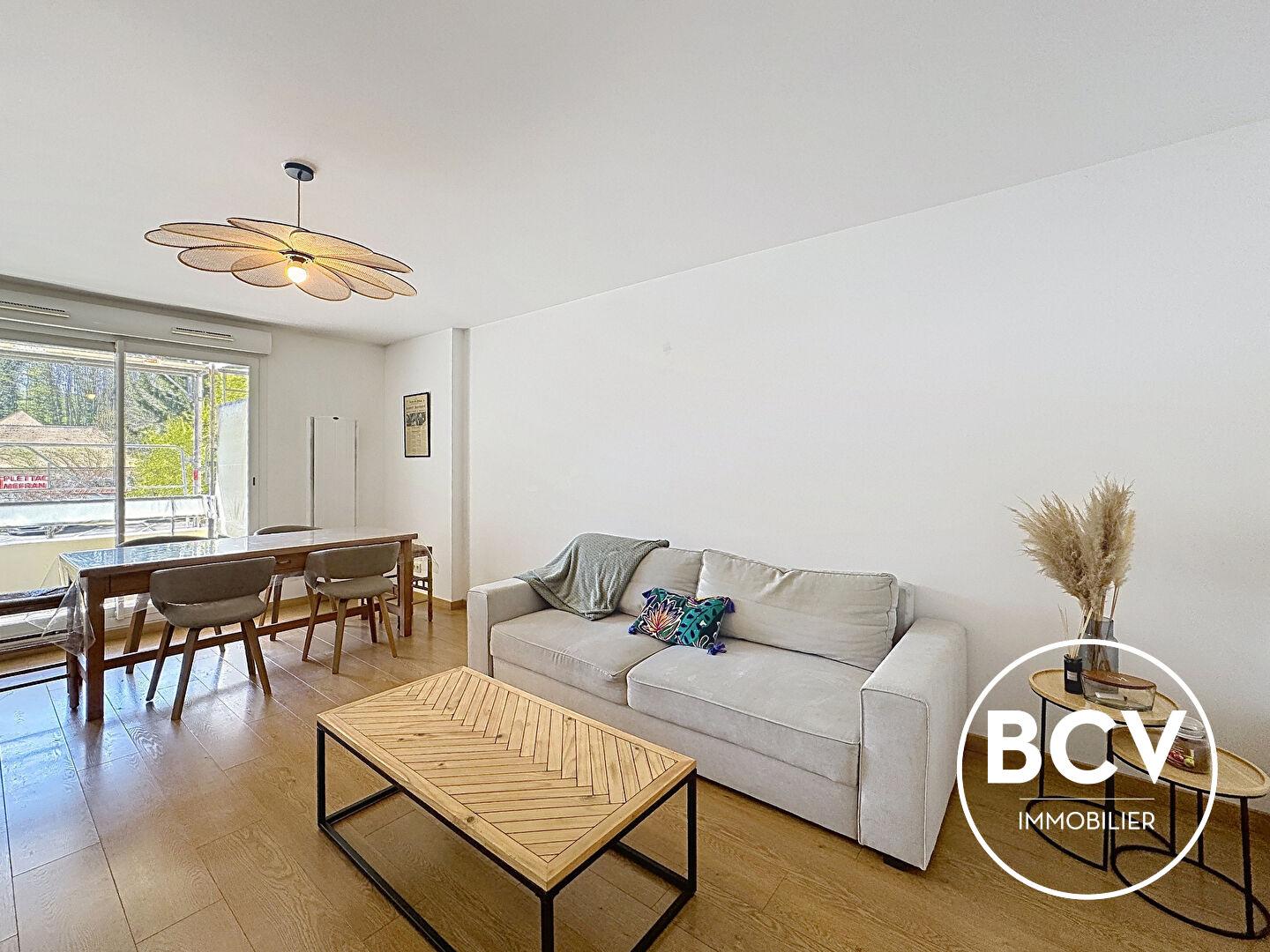 LEVES - bel appartement meublé de 75 m² avec balcon et parkings